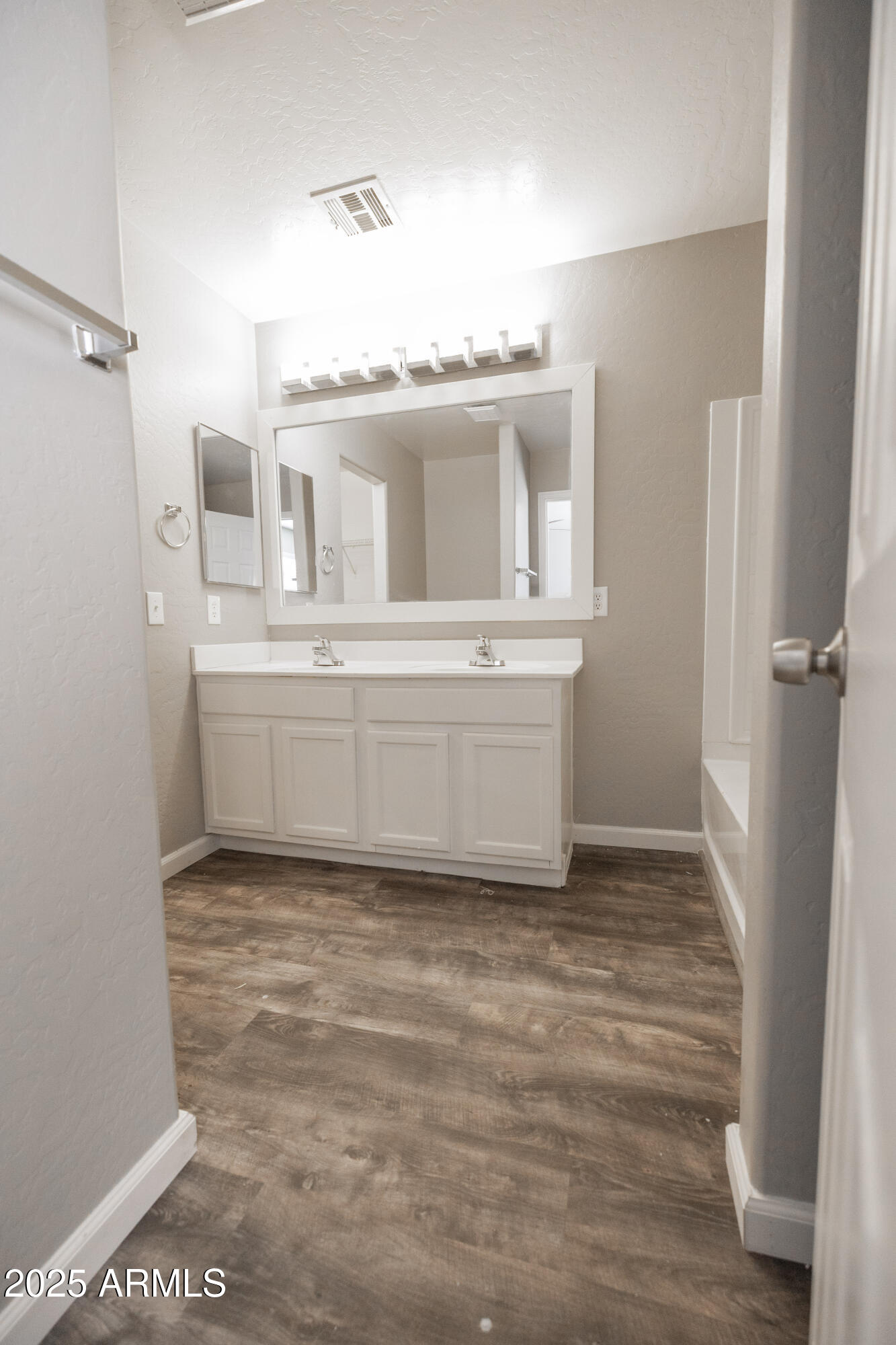 2101 E Andalusian Loop Property Photo 14