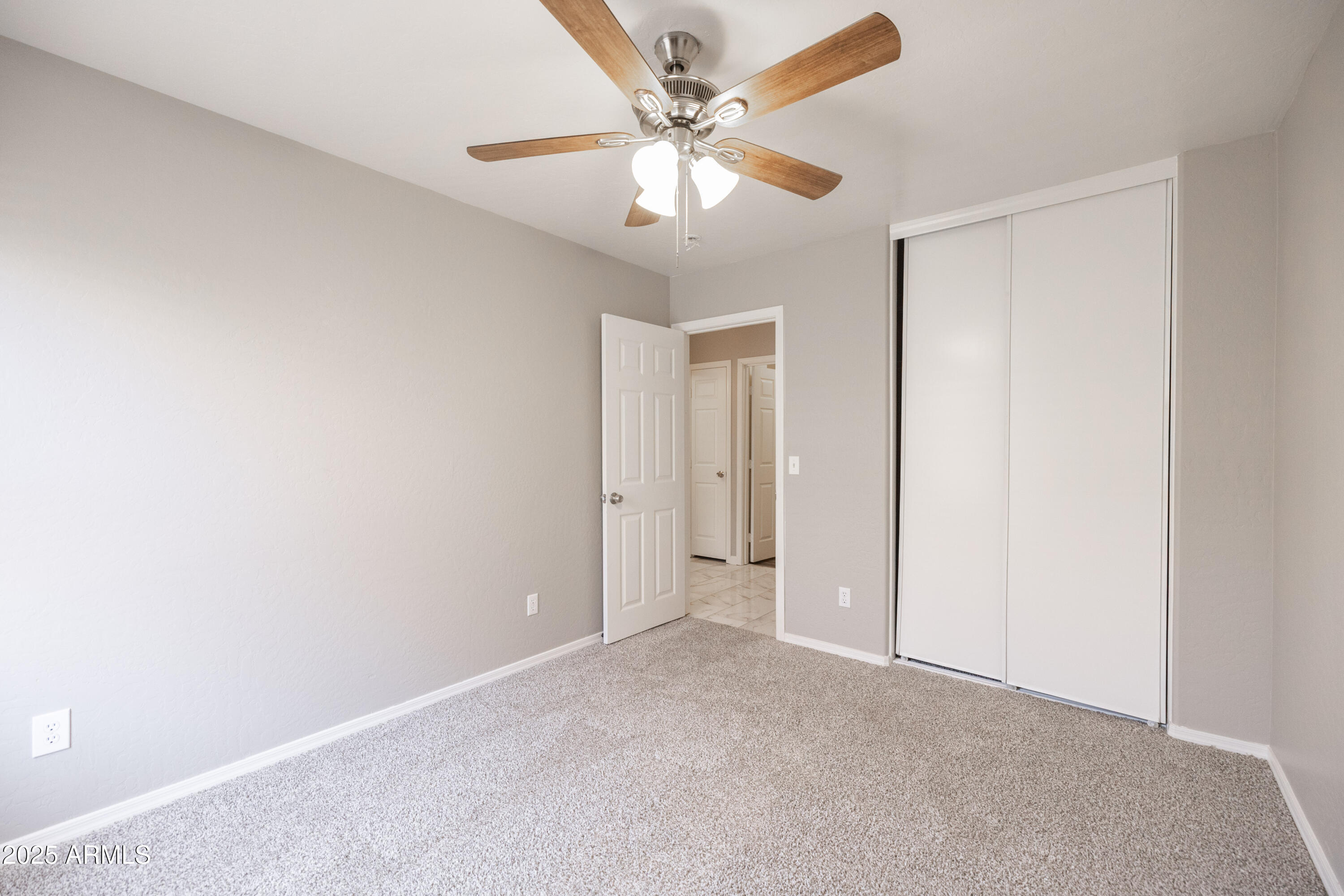 2101 E Andalusian Loop Property Photo 20