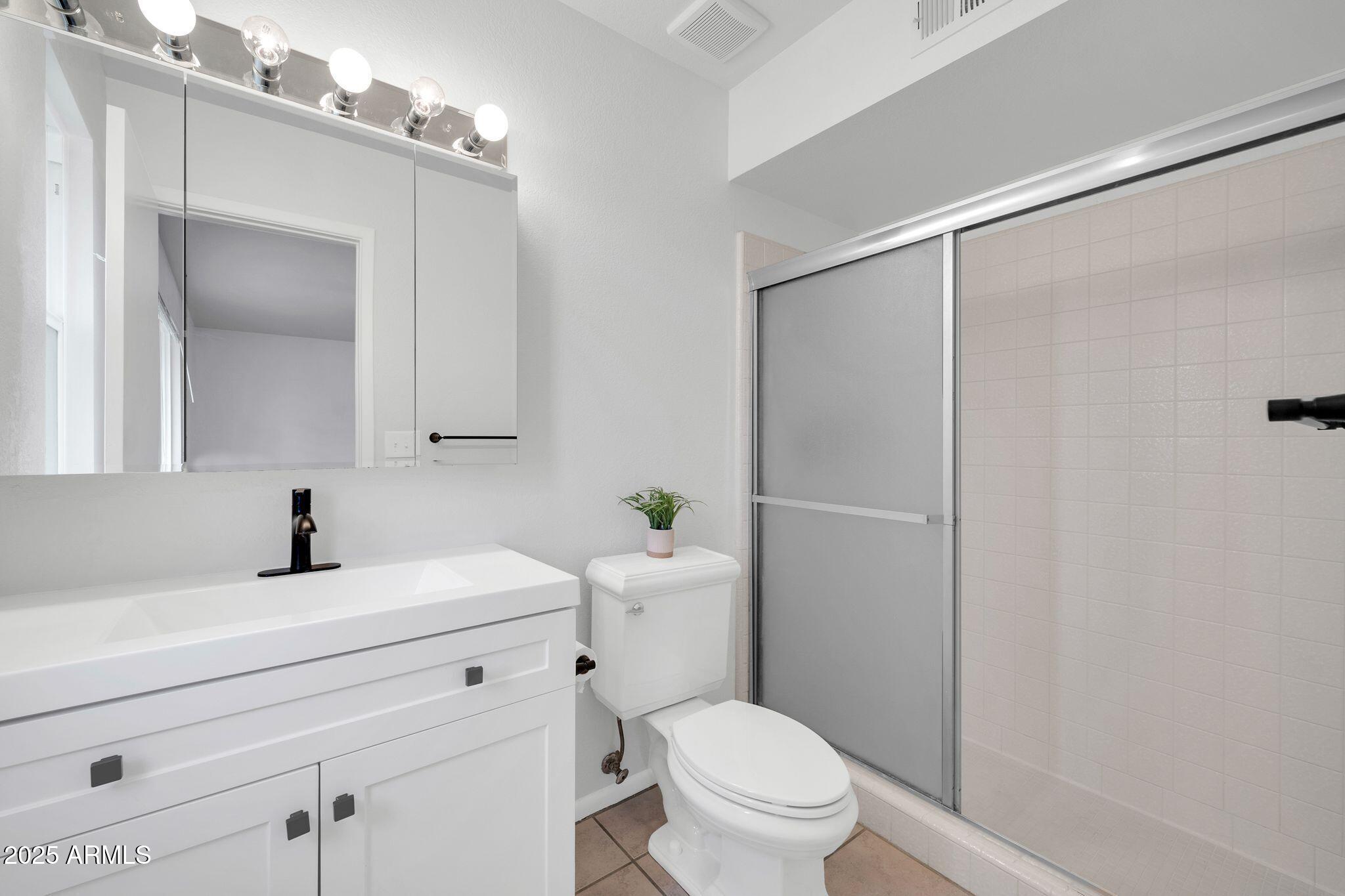 6527 W Sunnyside Drive Property Photo 14
