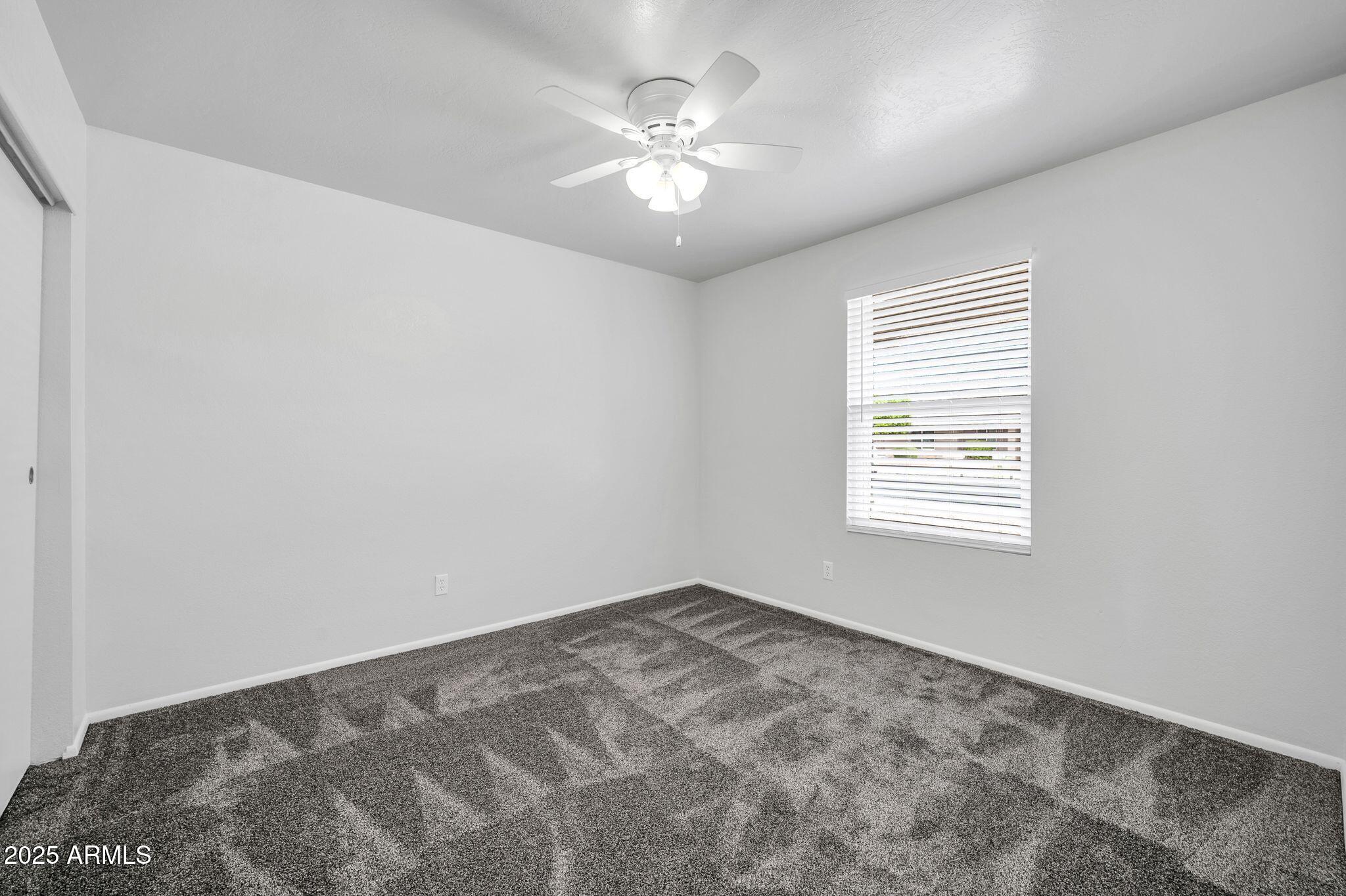 6527 W Sunnyside Drive Property Photo 22