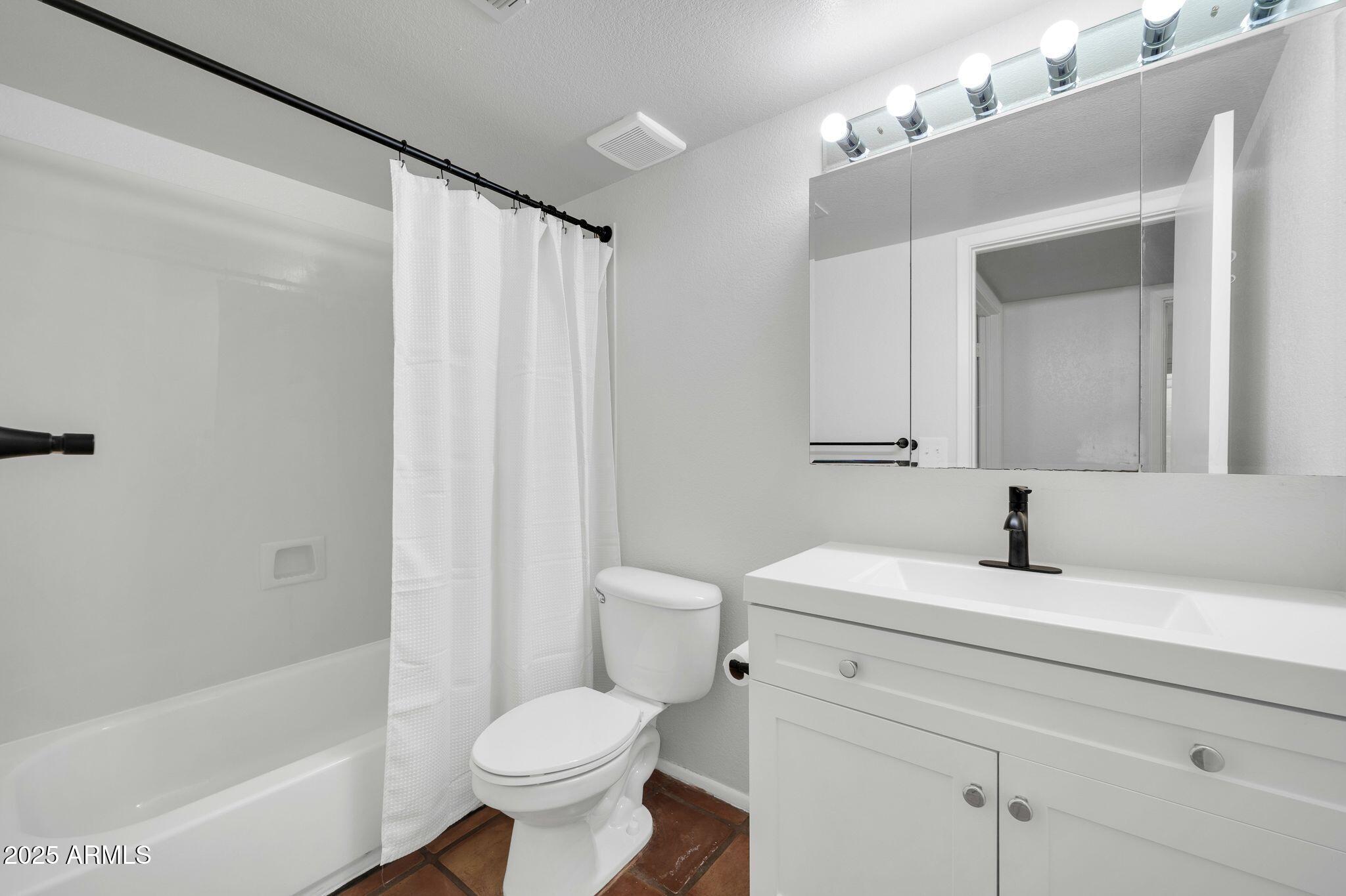 6527 W Sunnyside Drive Property Photo 26