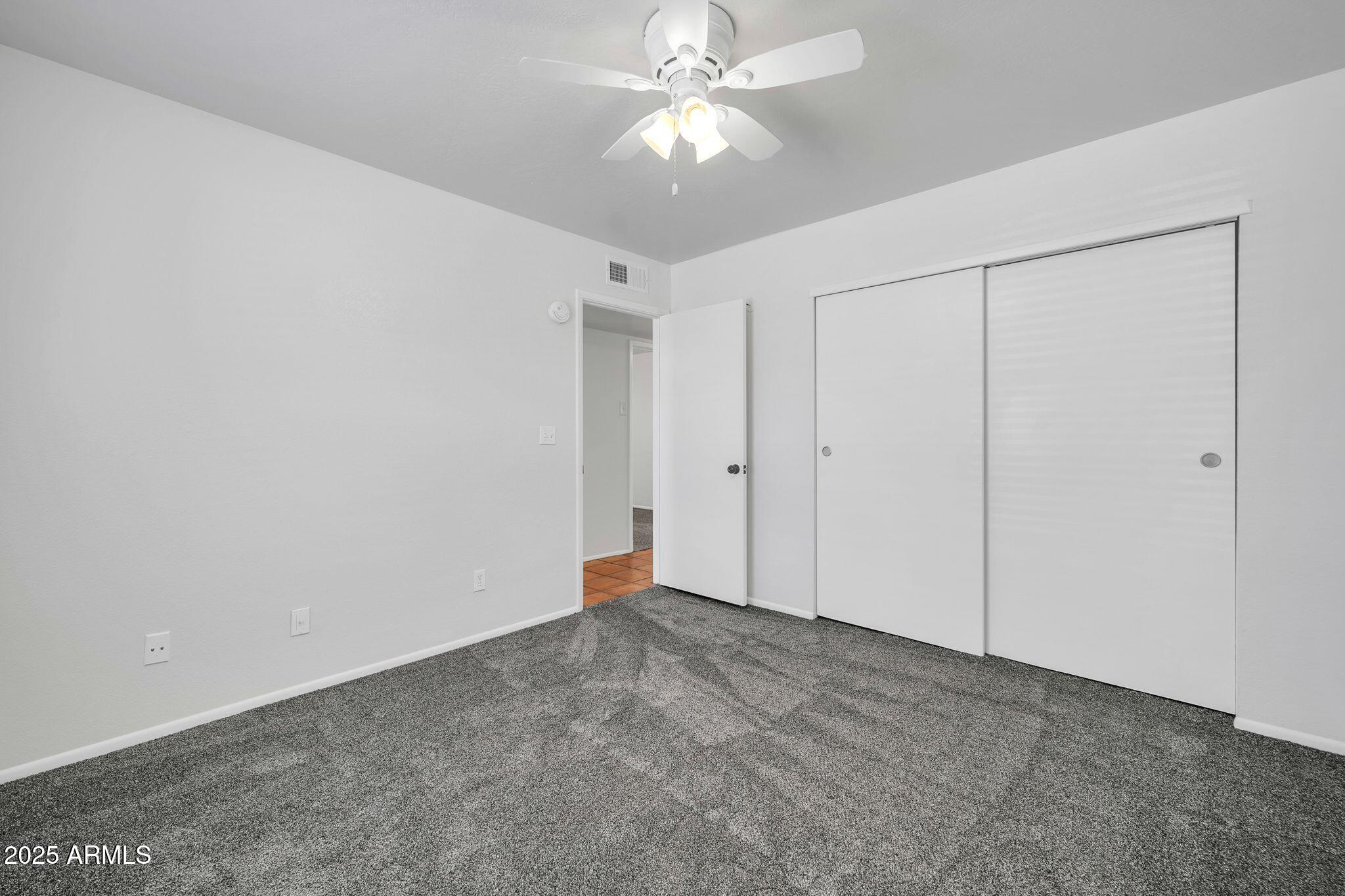 6527 W Sunnyside Drive Property Photo 28