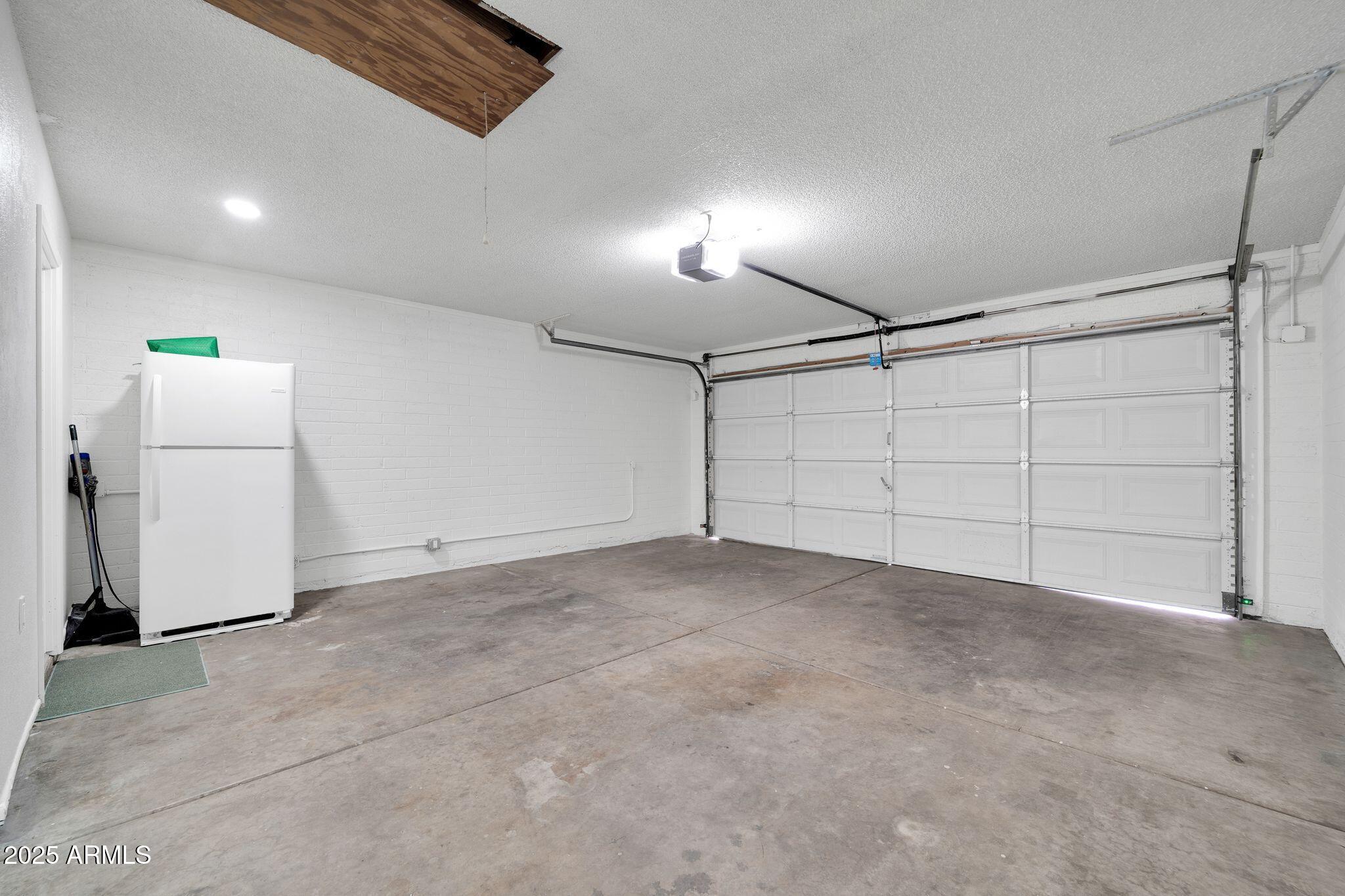 6527 W Sunnyside Drive Property Photo 30