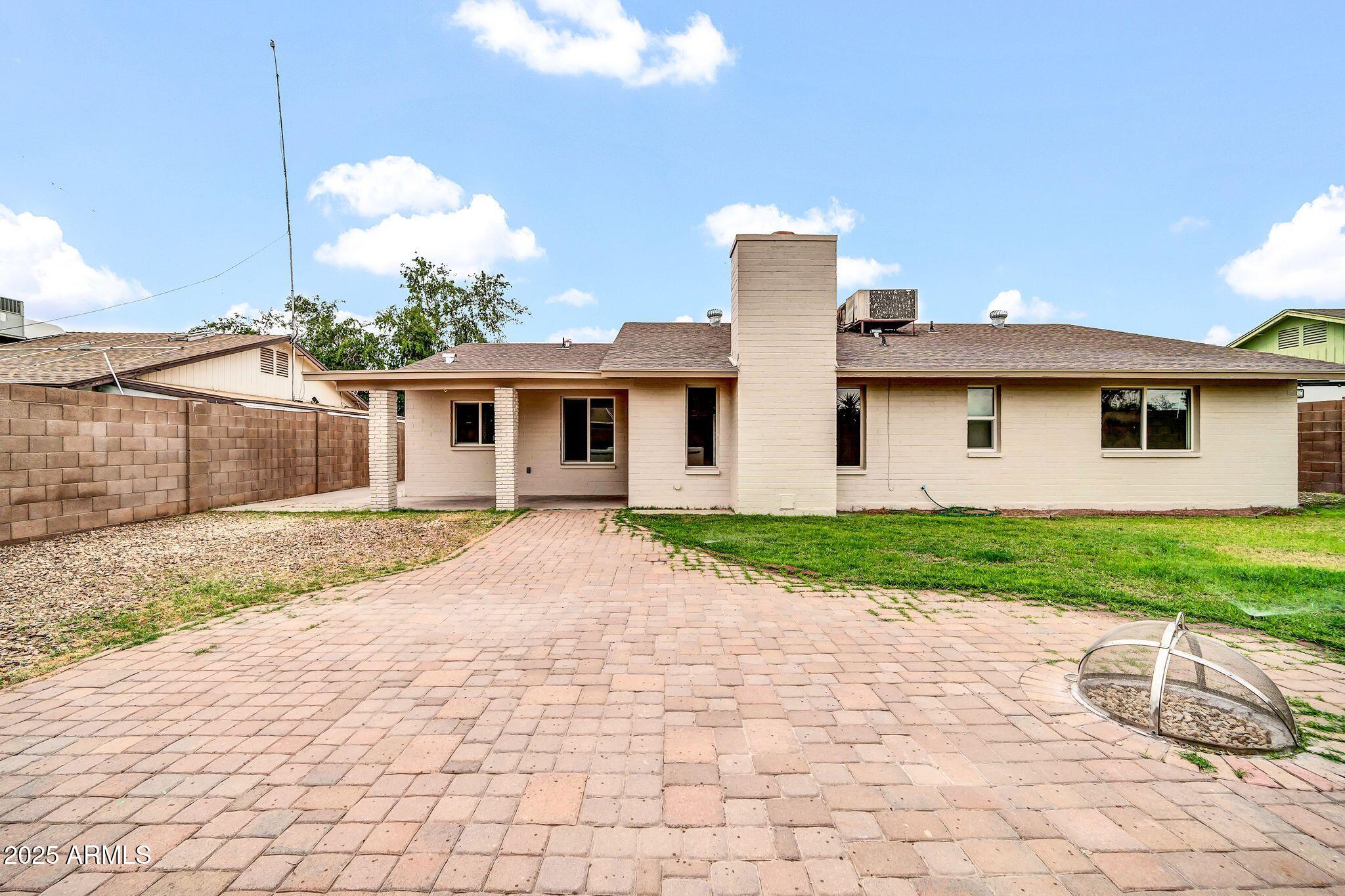 6527 W Sunnyside Drive Property Photo 32