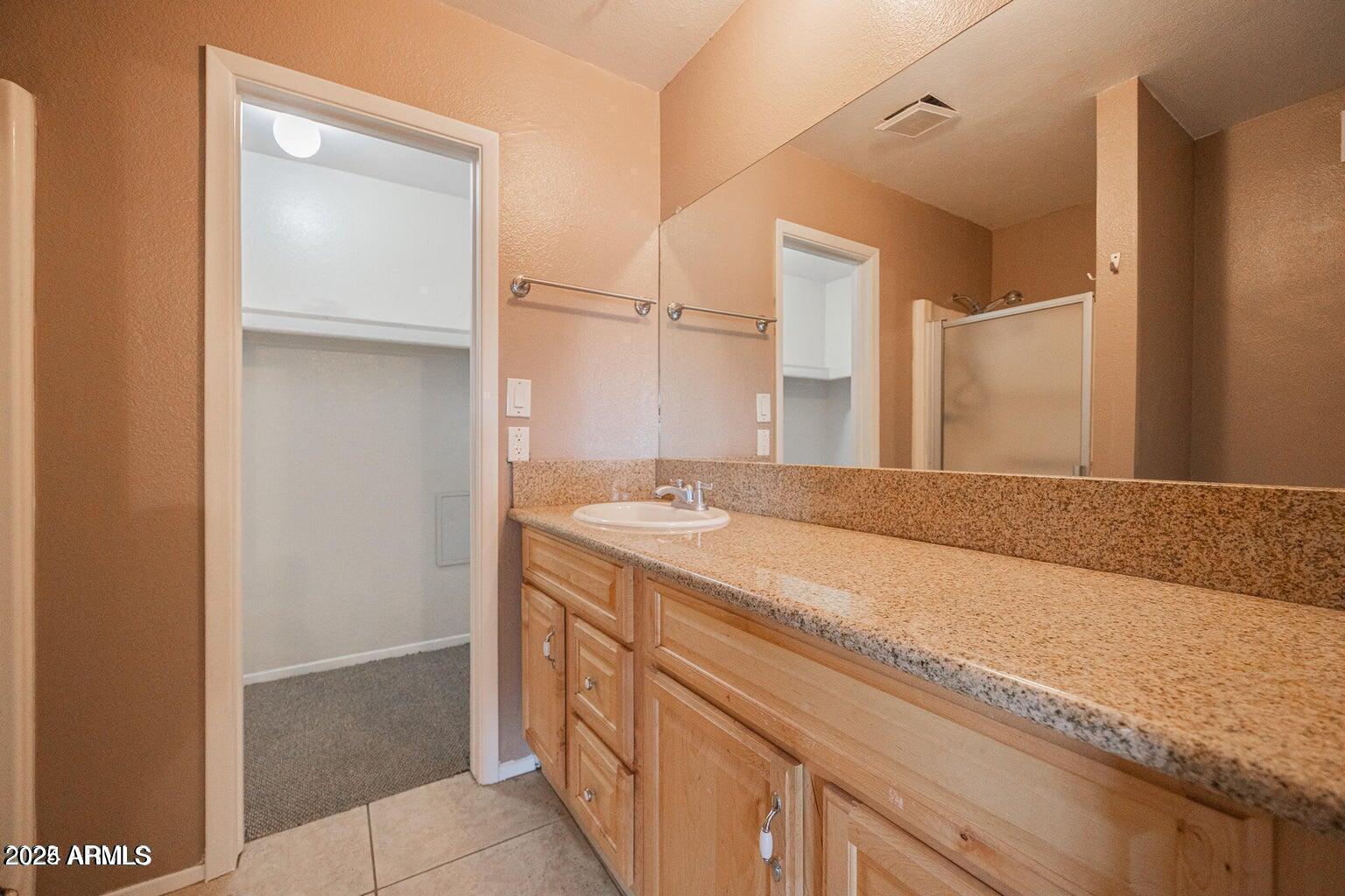 804 S Hacienda Drive Property Photo 11