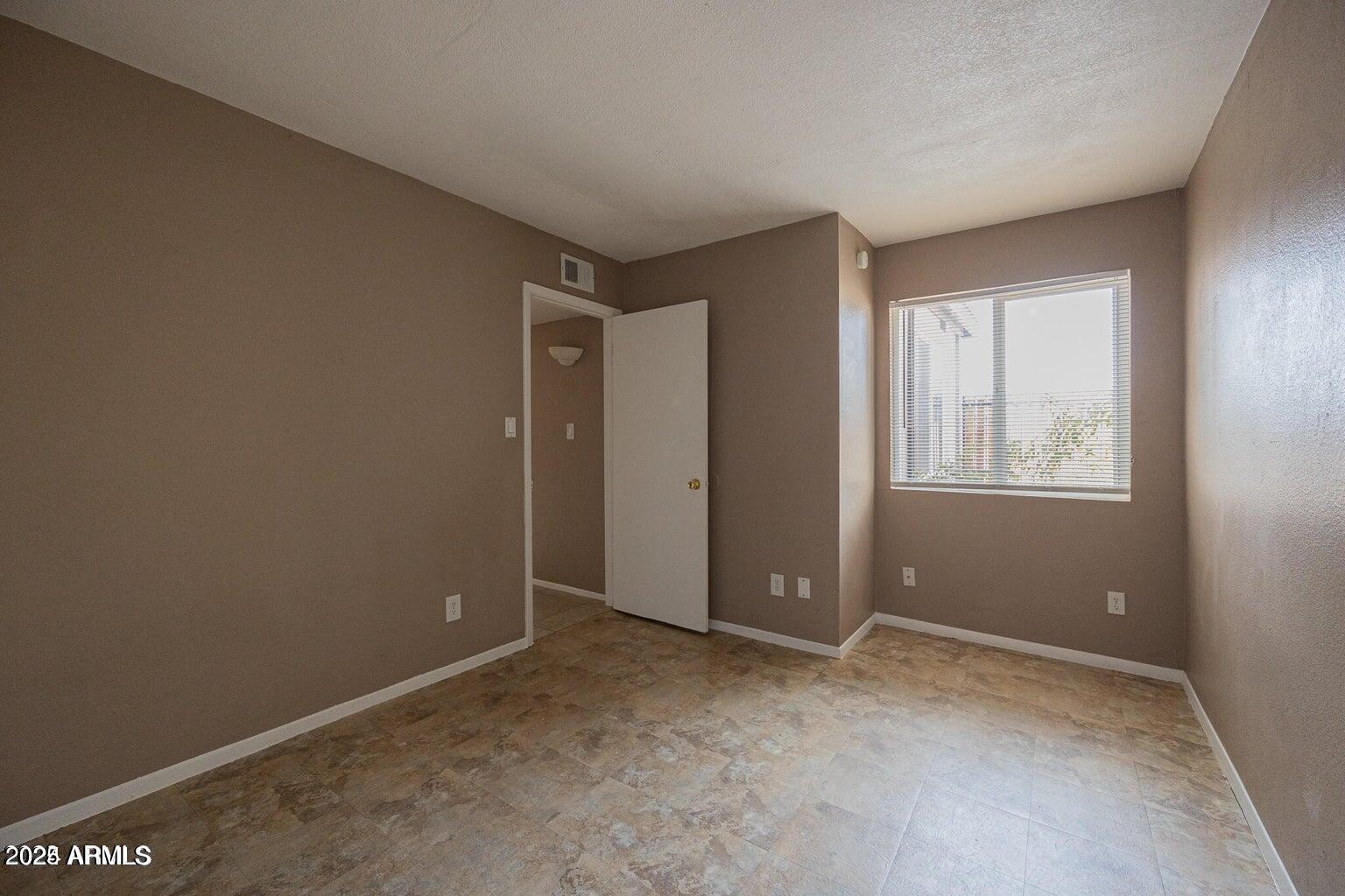 804 S Hacienda Drive Property Photo 18