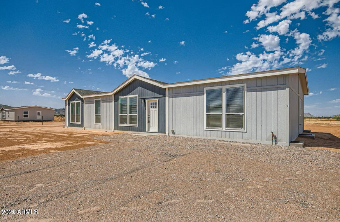52531 W Dune Shadow Road Property Photo