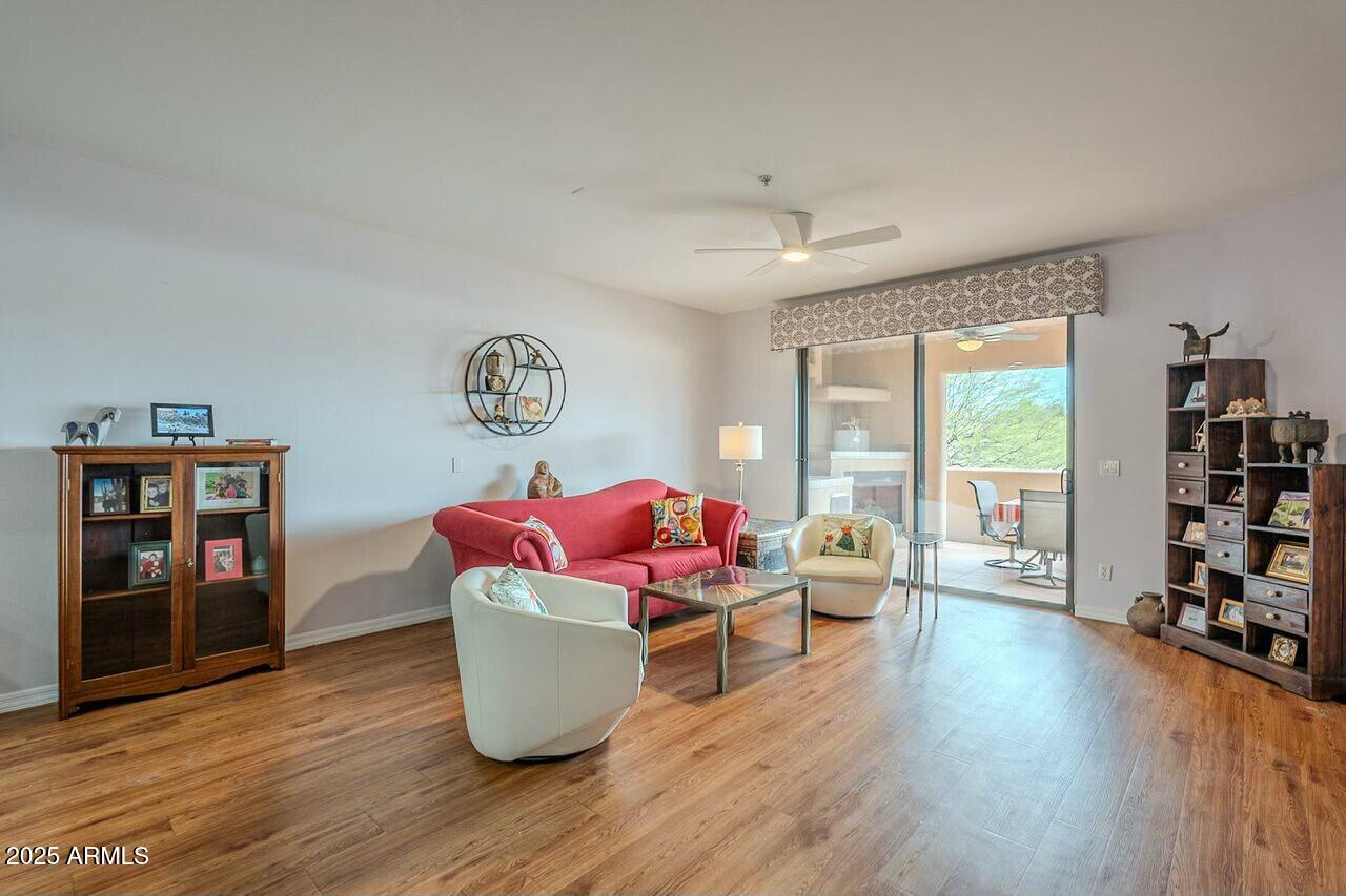 11011 N Zephyr Drive Property Photo 6
