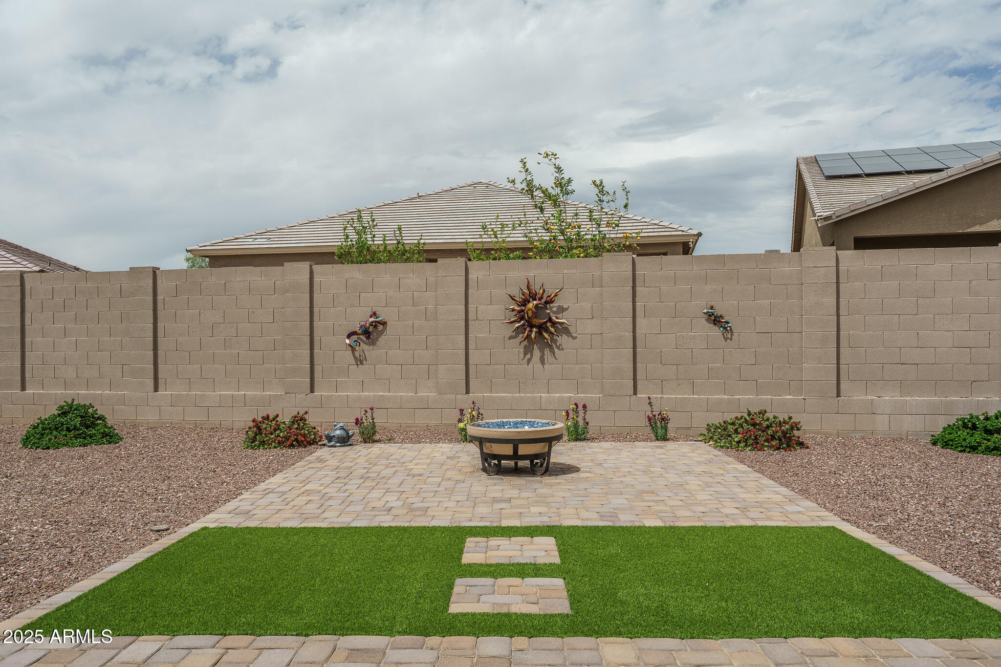 19728 W Buchanan Street Property Photo 18