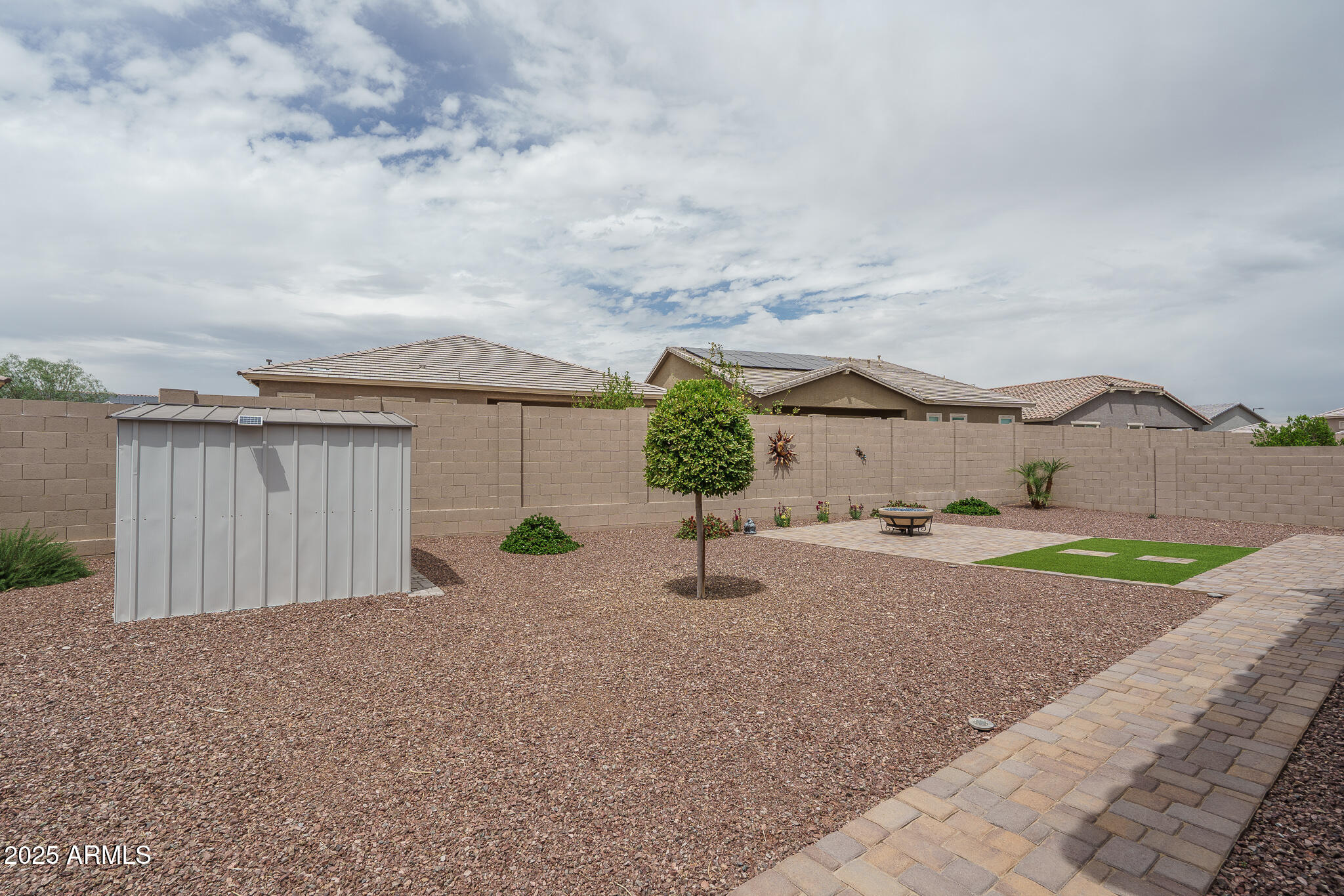 19728 W Buchanan Street Property Photo 19
