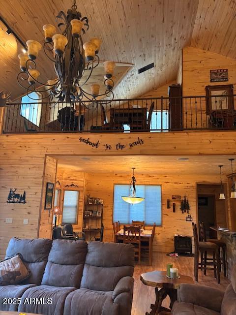 2372 Summer Loop Property Photo 3
