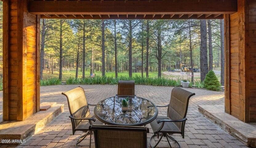 2372 Summer Loop Property Photo 17