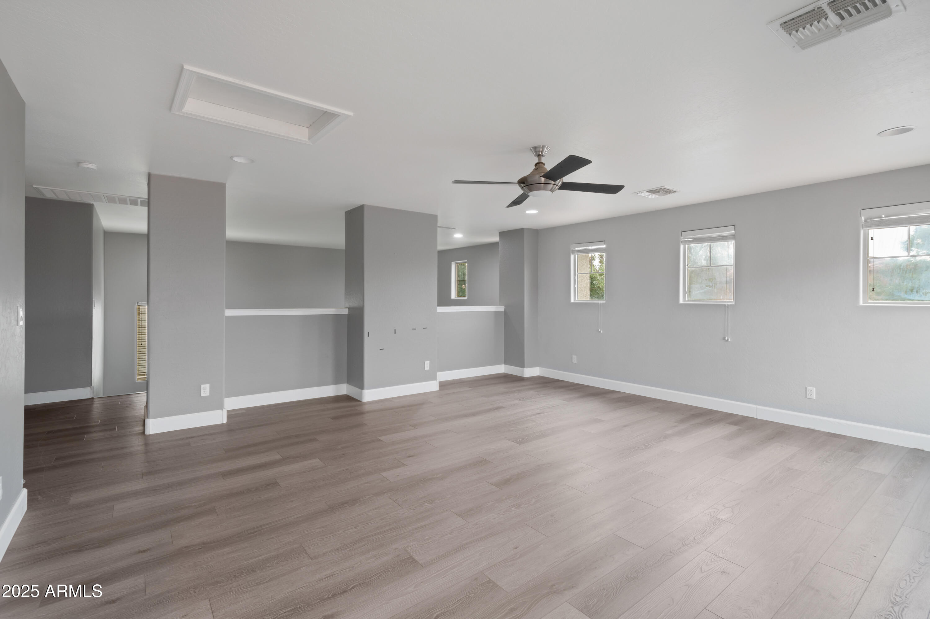 42502 W Somerset Drive Property Photo 19