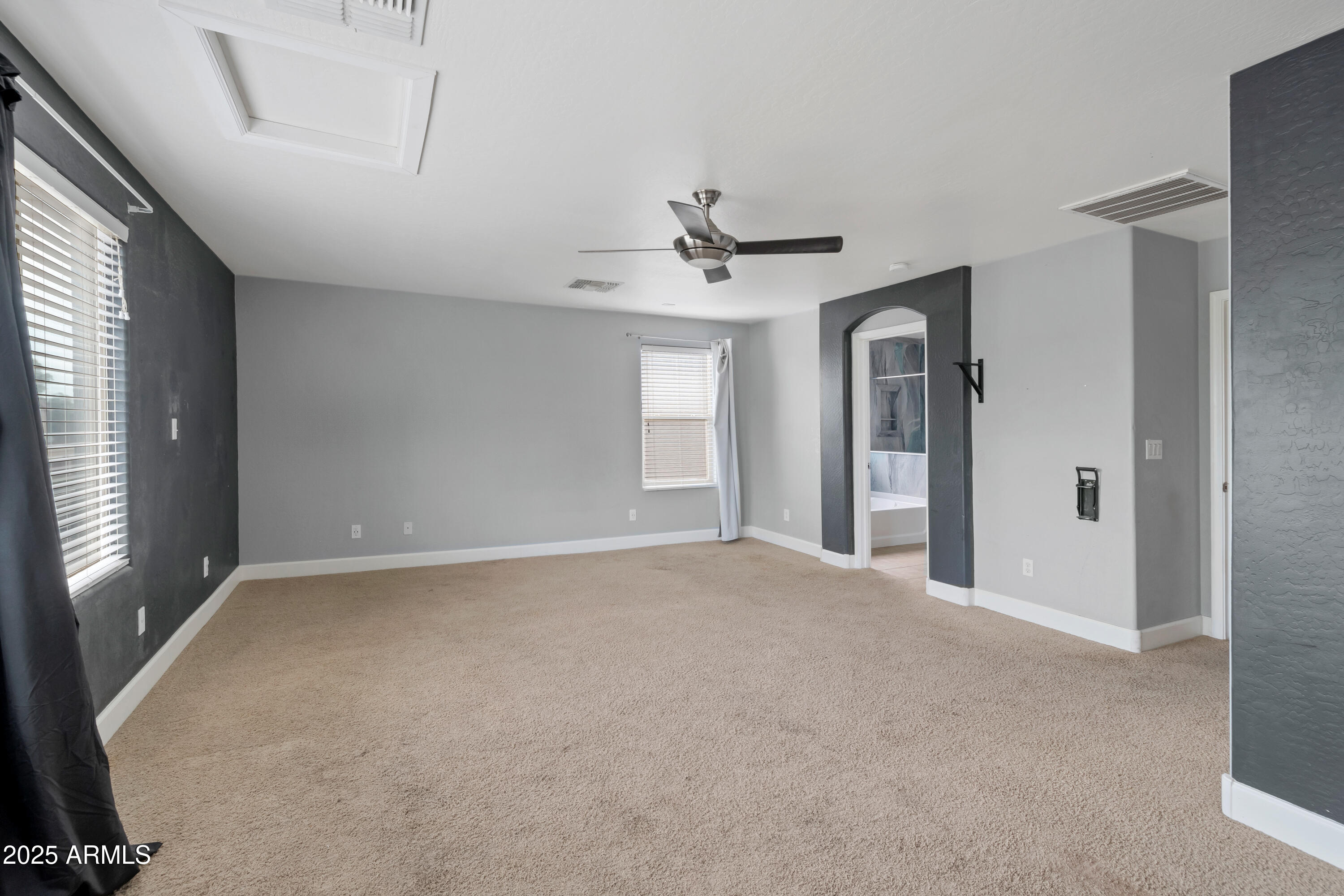 42502 W Somerset Drive Property Photo 28