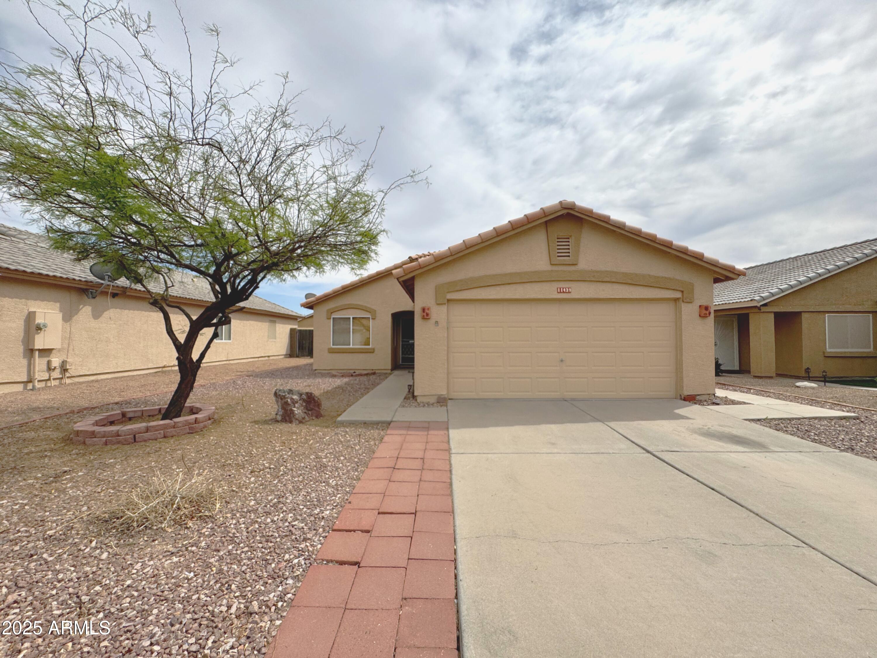 11439 E Contessa Street Property Photo 1