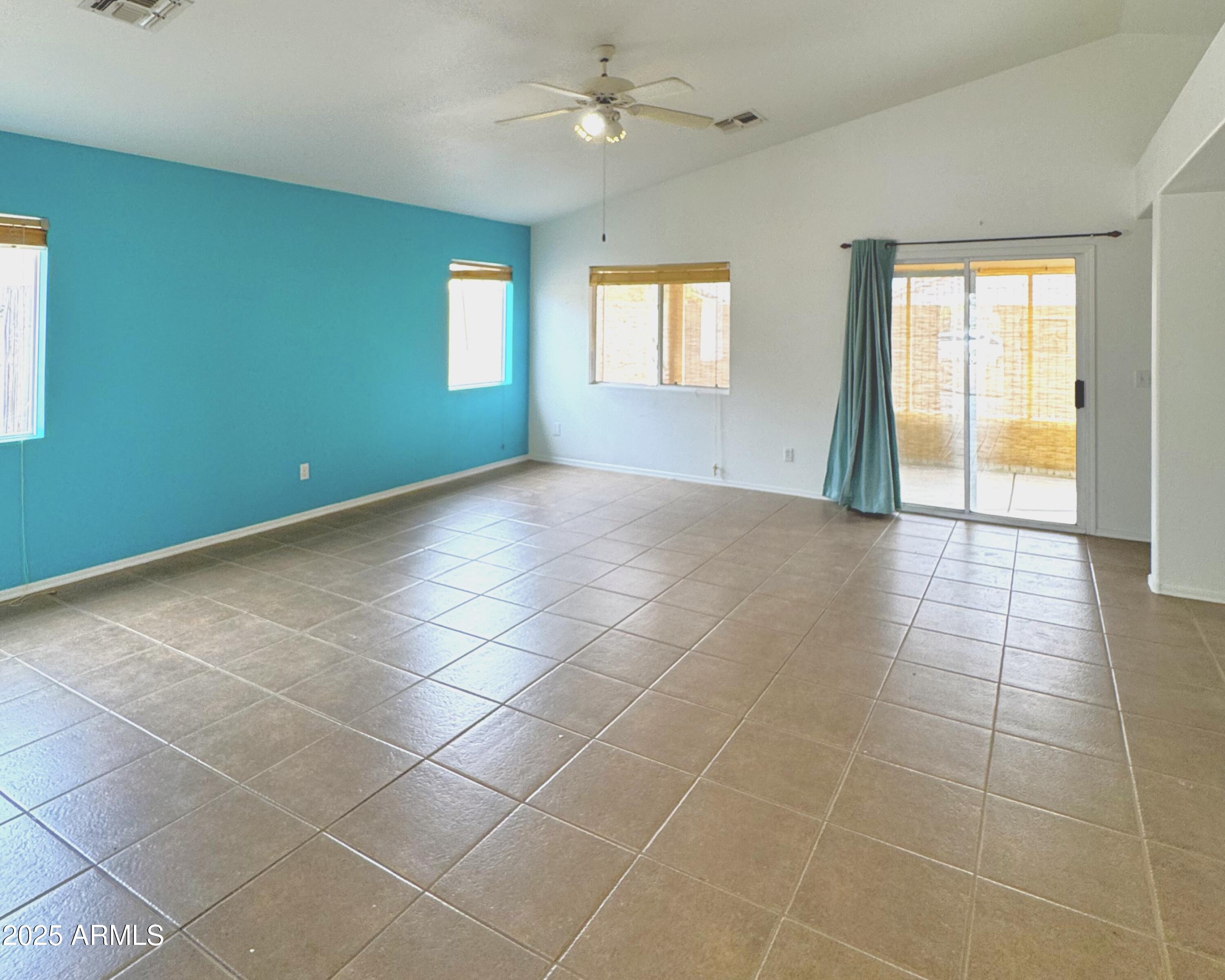 11439 E Contessa Street Property Photo 6