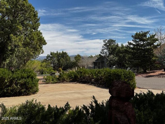 1210 N Sunshine Lane Property Photo 2