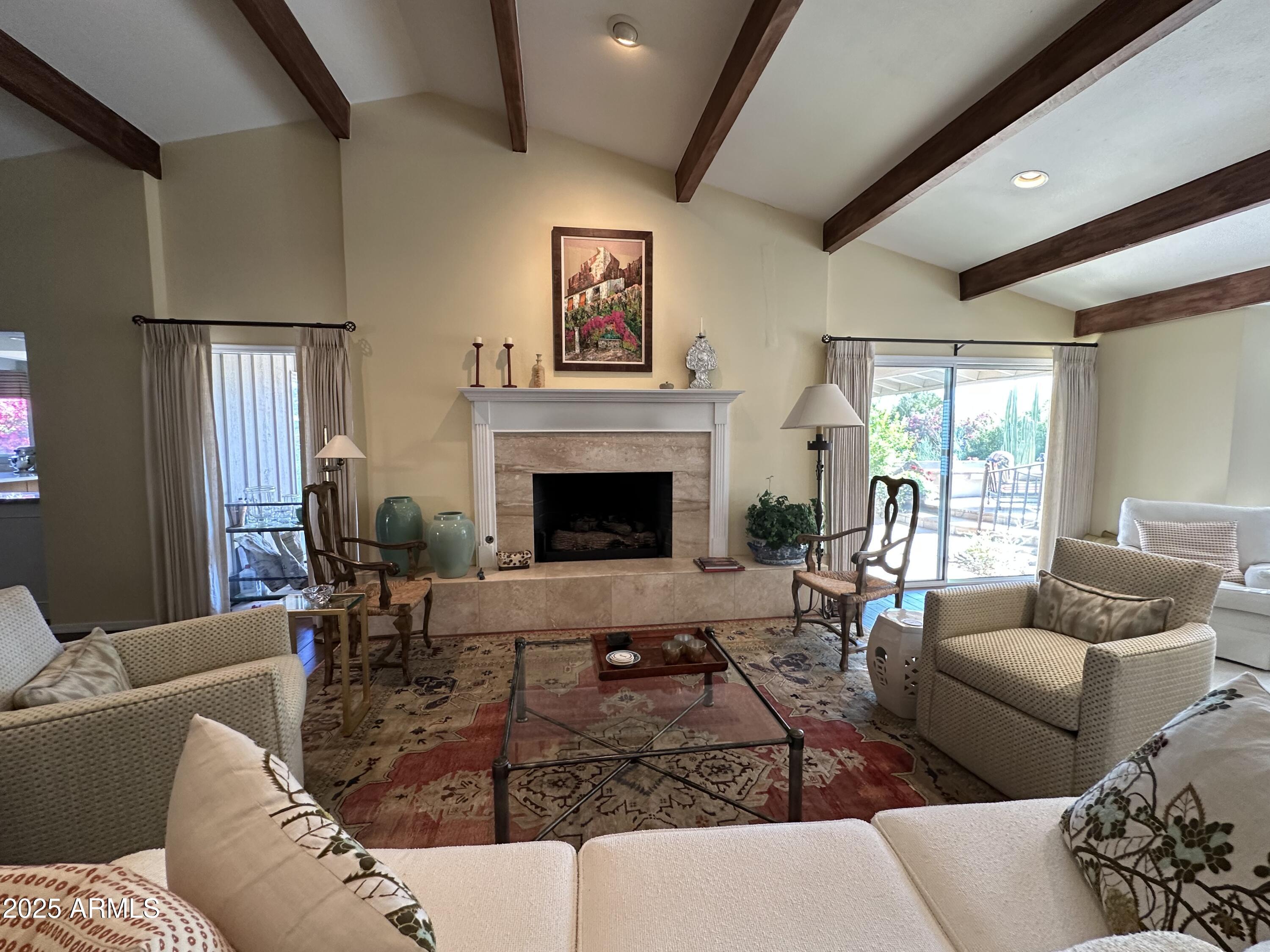 5434 E Lincoln Drive Property Photo 4