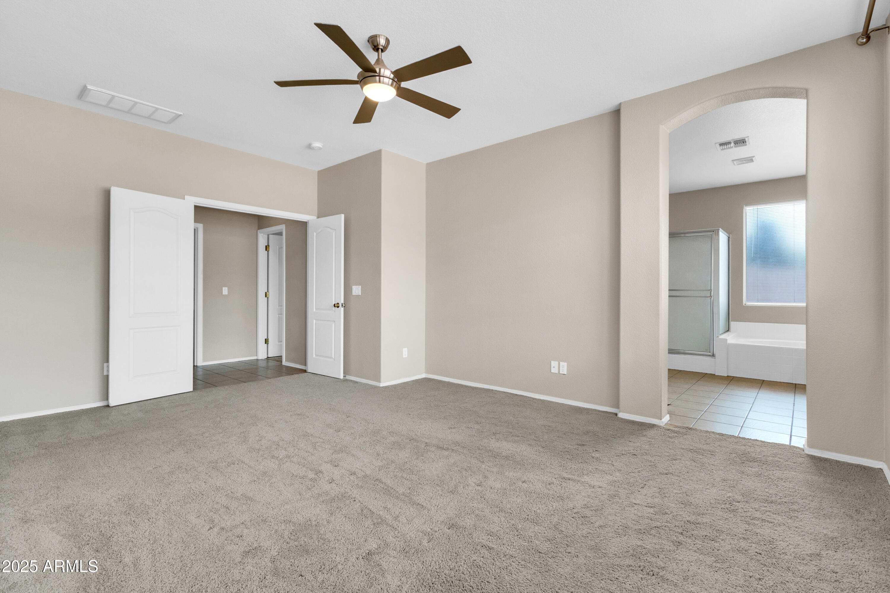 1422 E Ebony Drive Property Photo 5