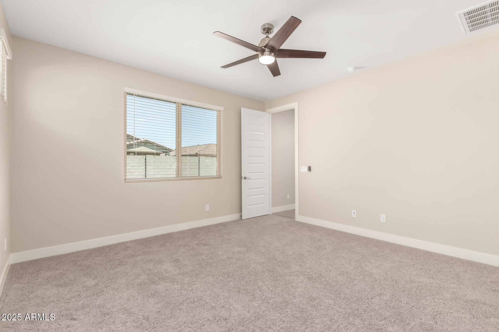 19442 W Badgett Lane Property Photo 11