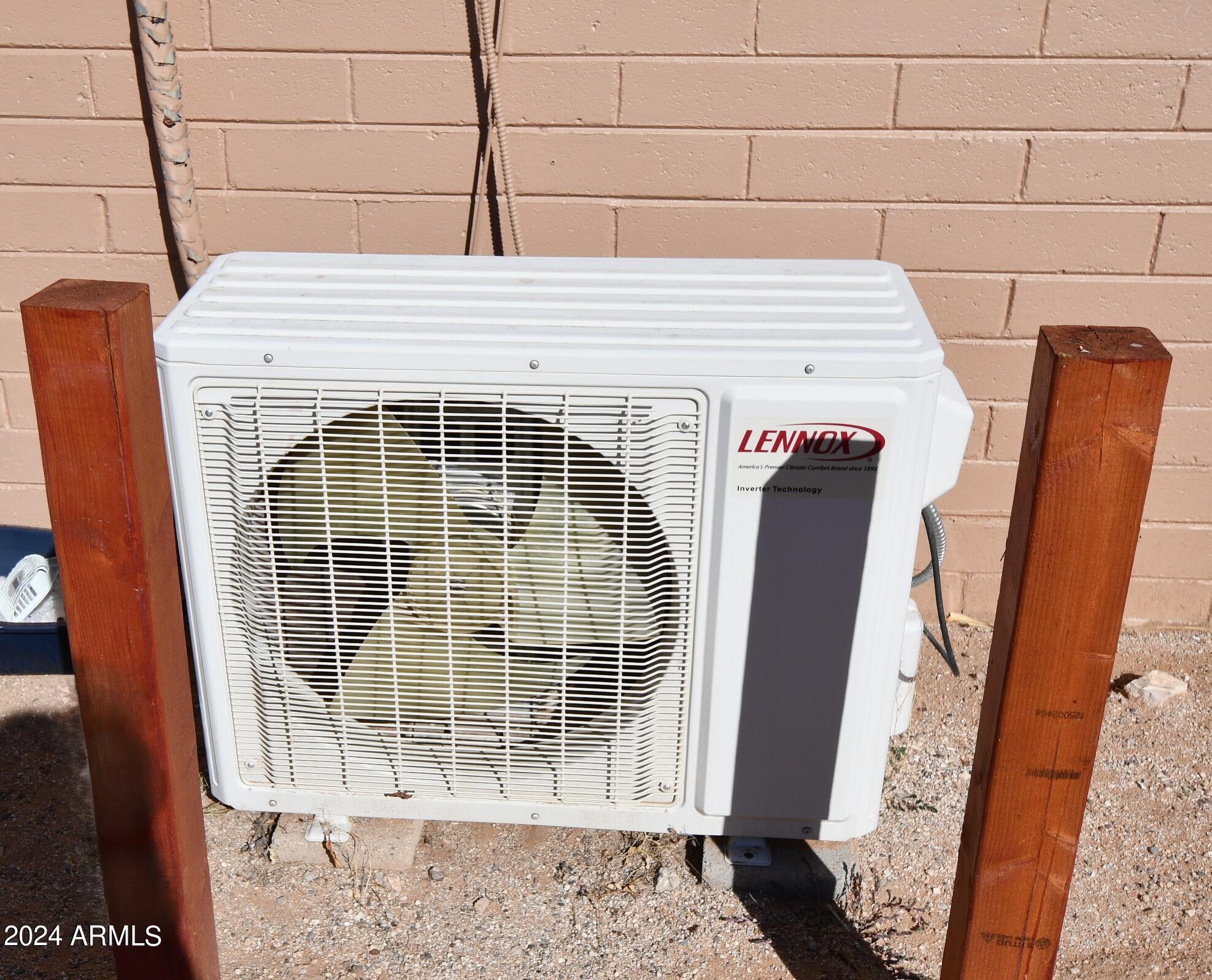 2906 N Euclid Avenue Property Photo 10