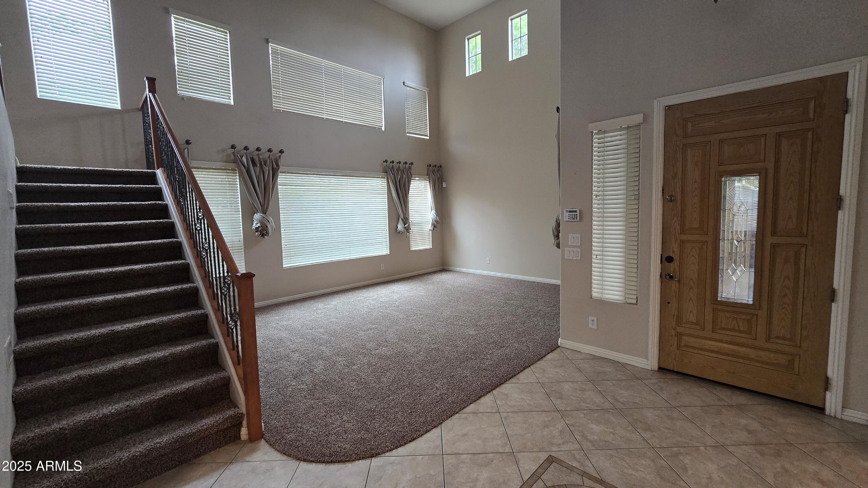 7318 N Kirsten Avenue Property Photo 7