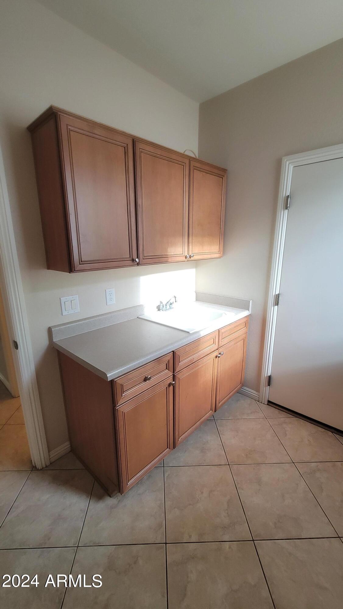 7318 N Kirsten Avenue Property Photo 23