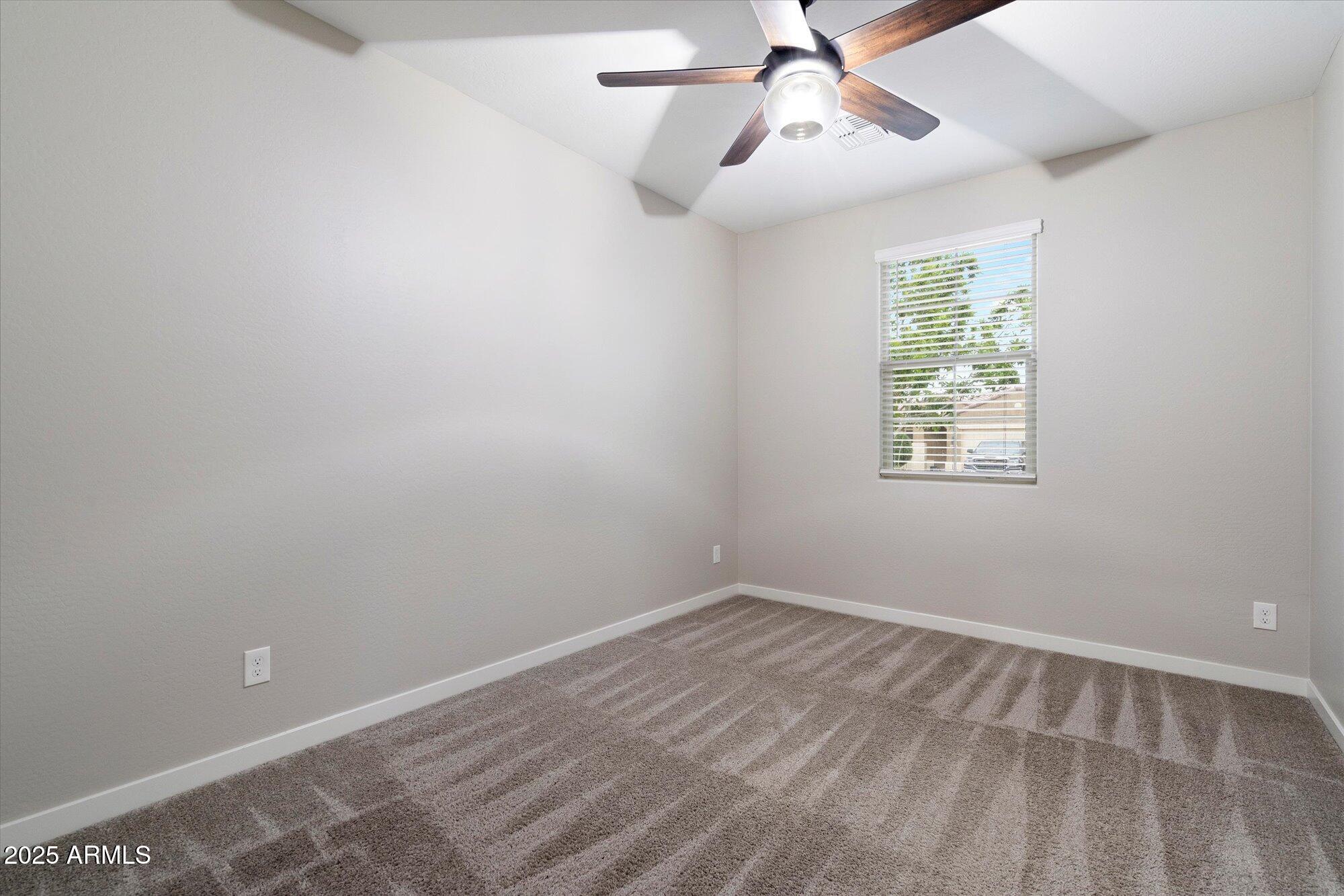 17618 W Paraiso Drive Property Photo 3