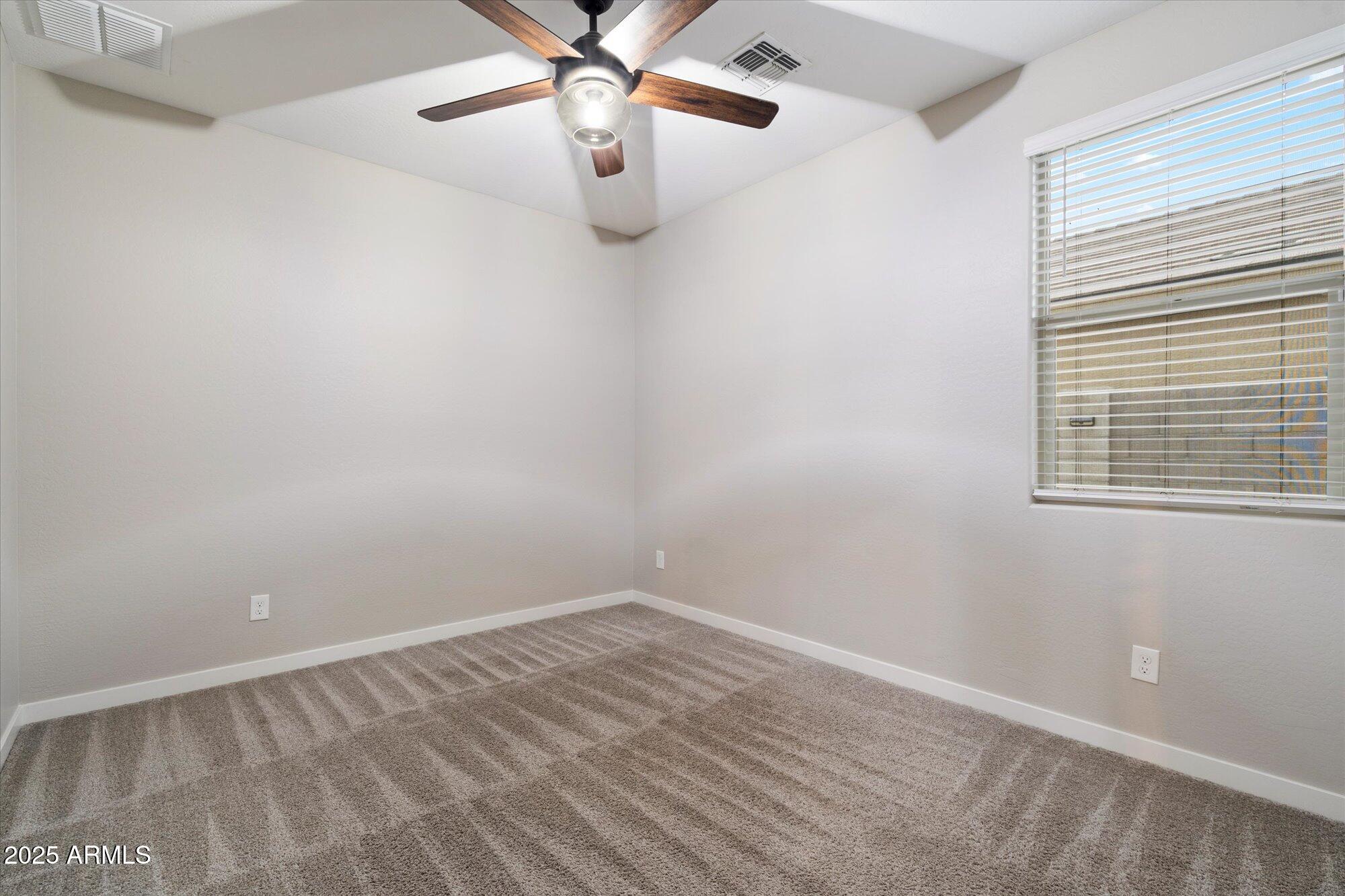 17618 W Paraiso Drive Property Photo 5