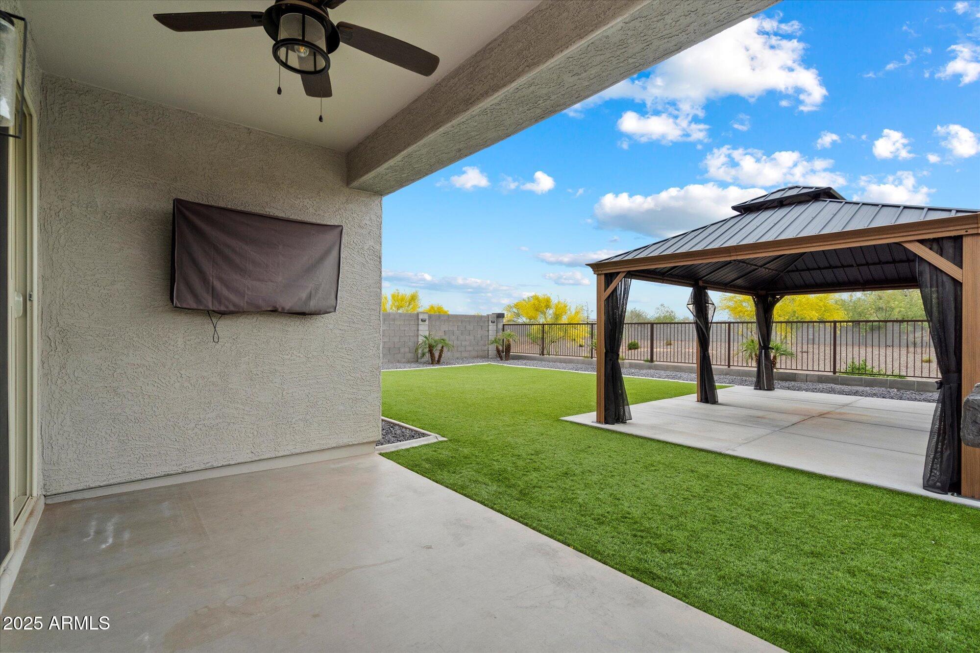 17618 W Paraiso Drive Property Photo 17