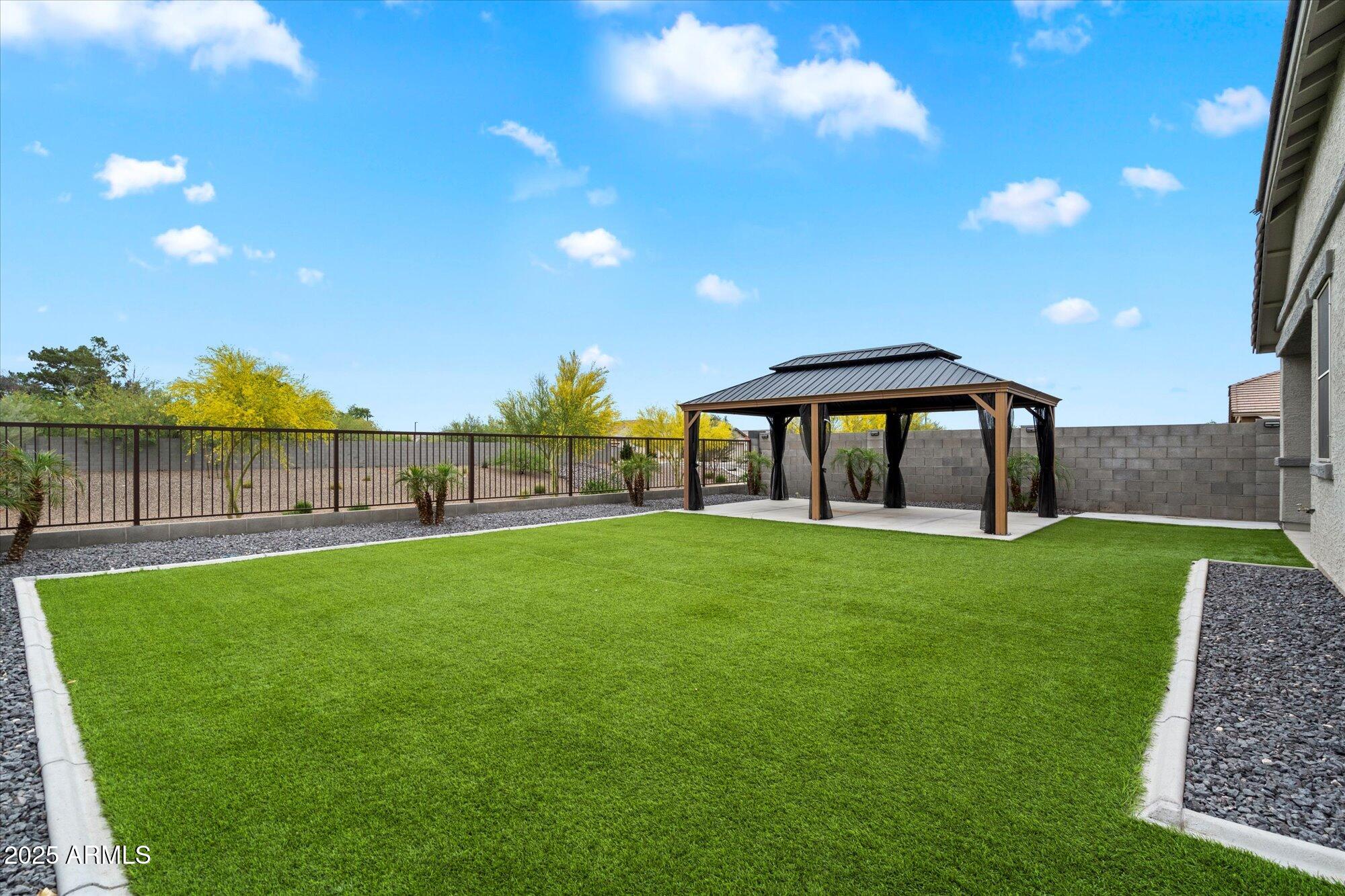 17618 W Paraiso Drive Property Photo 19