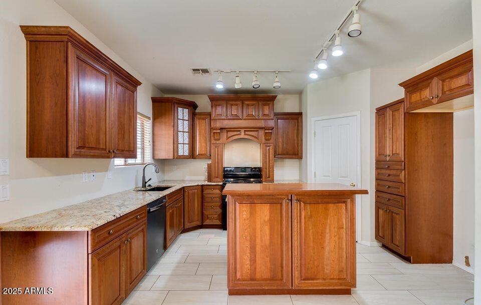 45369 W Horse Mesa Road Property Photo 3