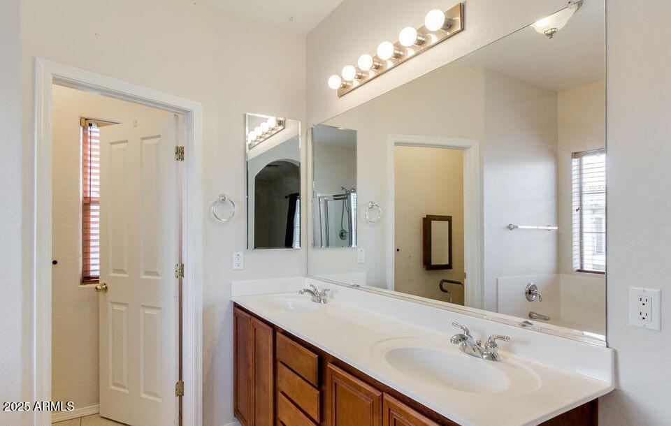 45369 W Horse Mesa Road Property Photo 11