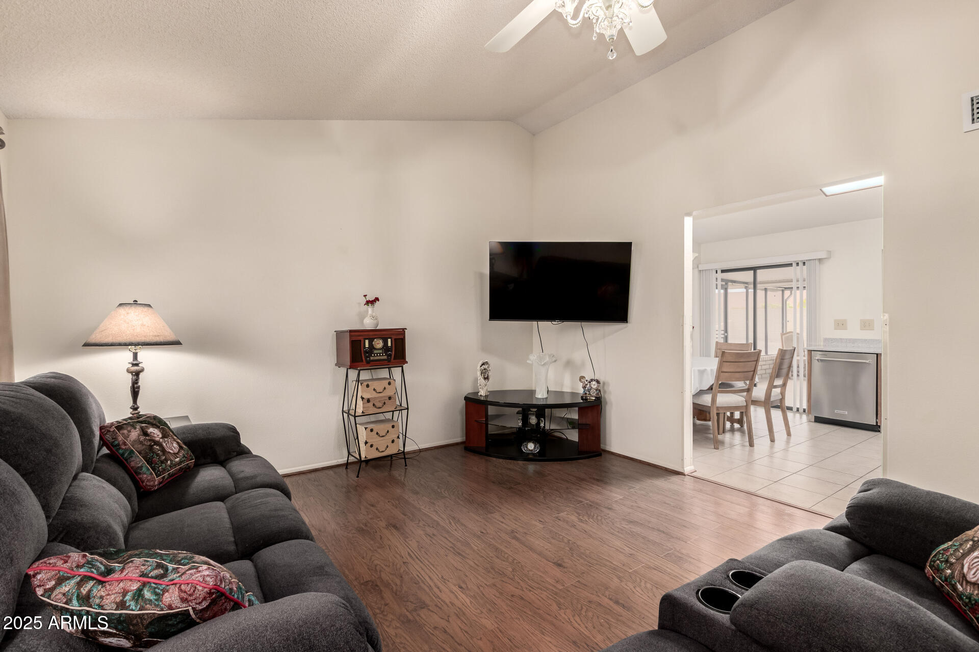 20842 N Gable Hill Drive Property Photo 6