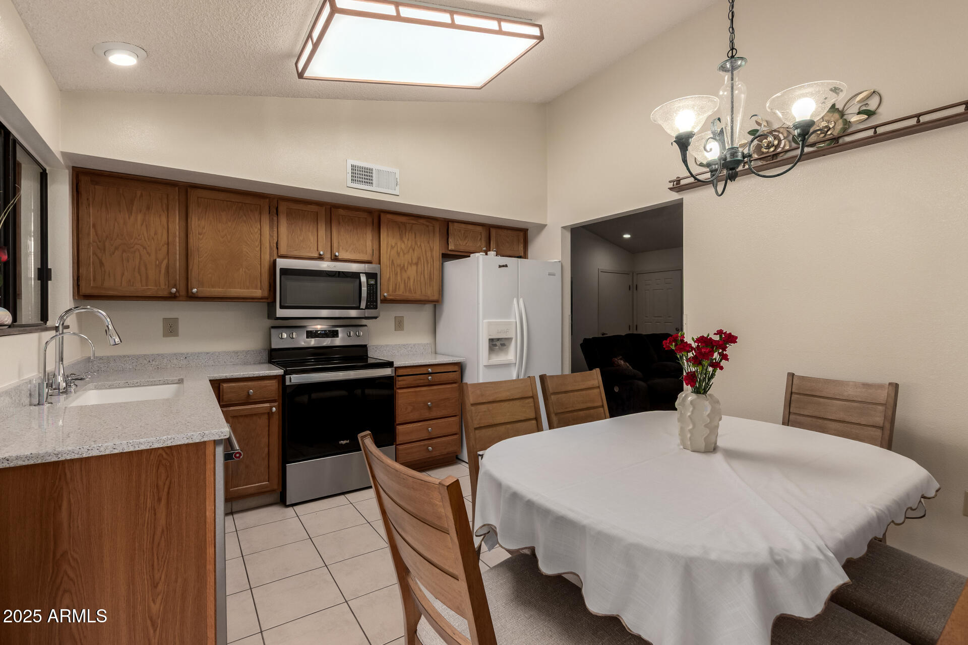 20842 N Gable Hill Drive Property Photo 10