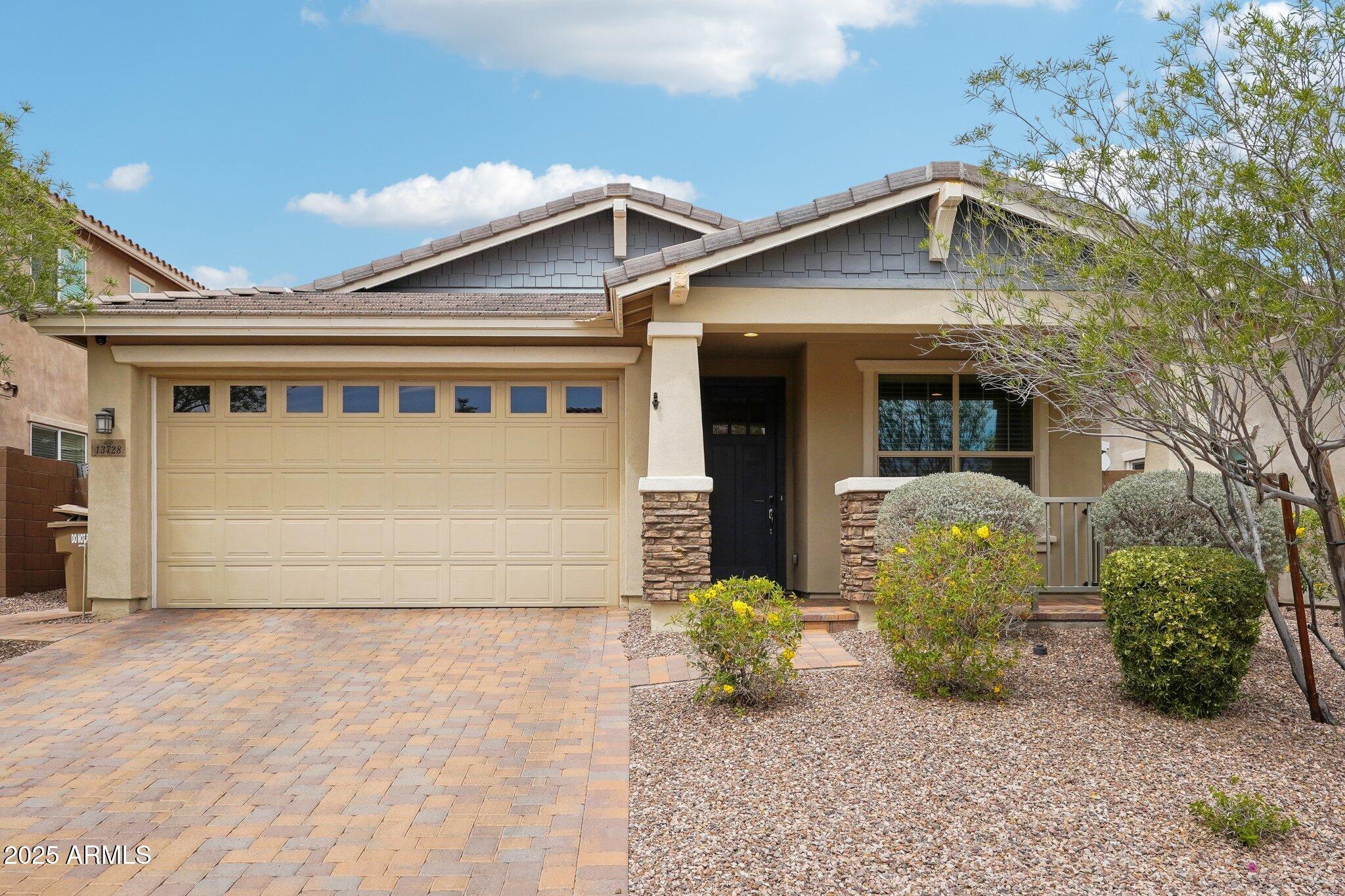 13728 W Linanthus Road Property Photo 2