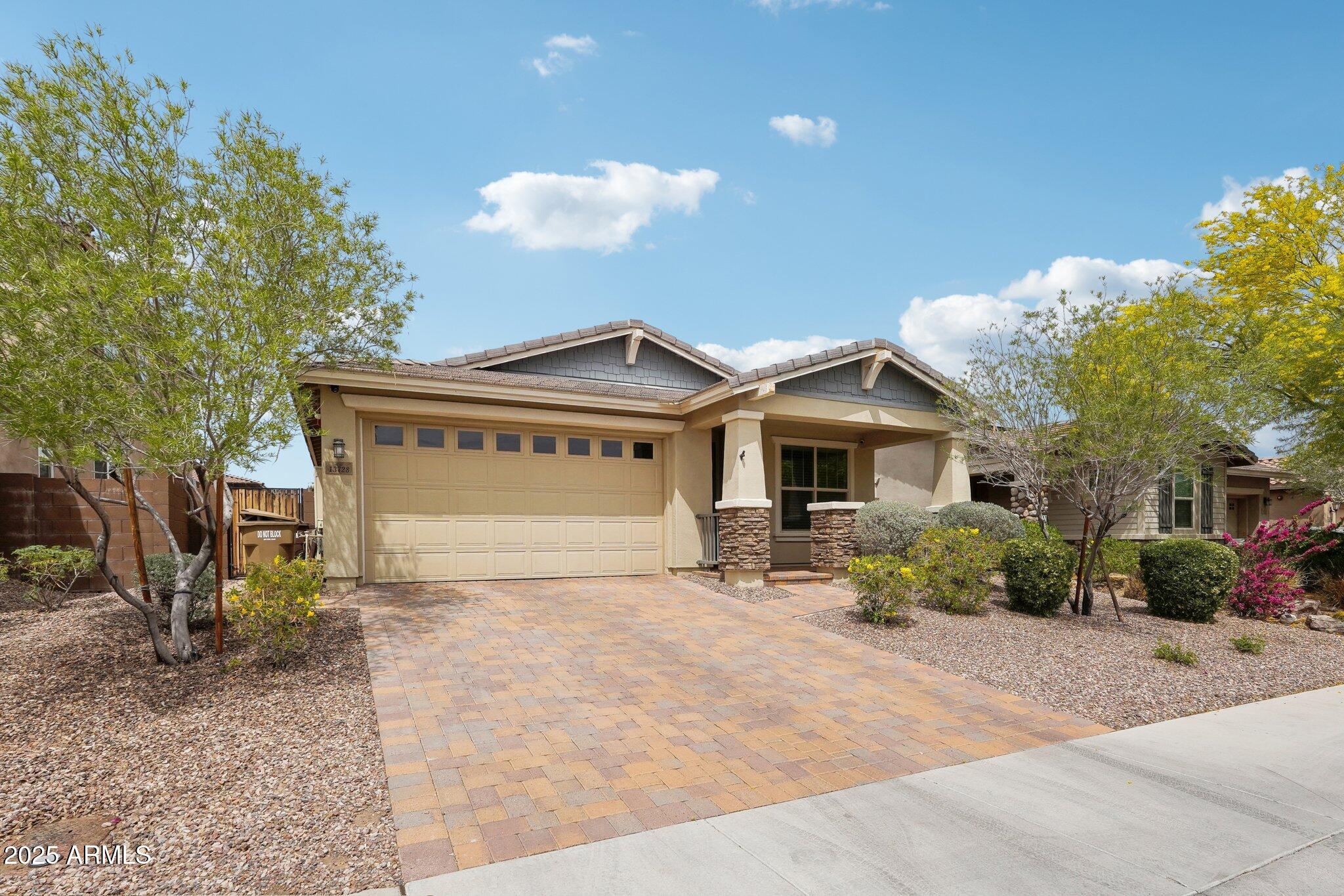 13728 W Linanthus Road Property Photo 4