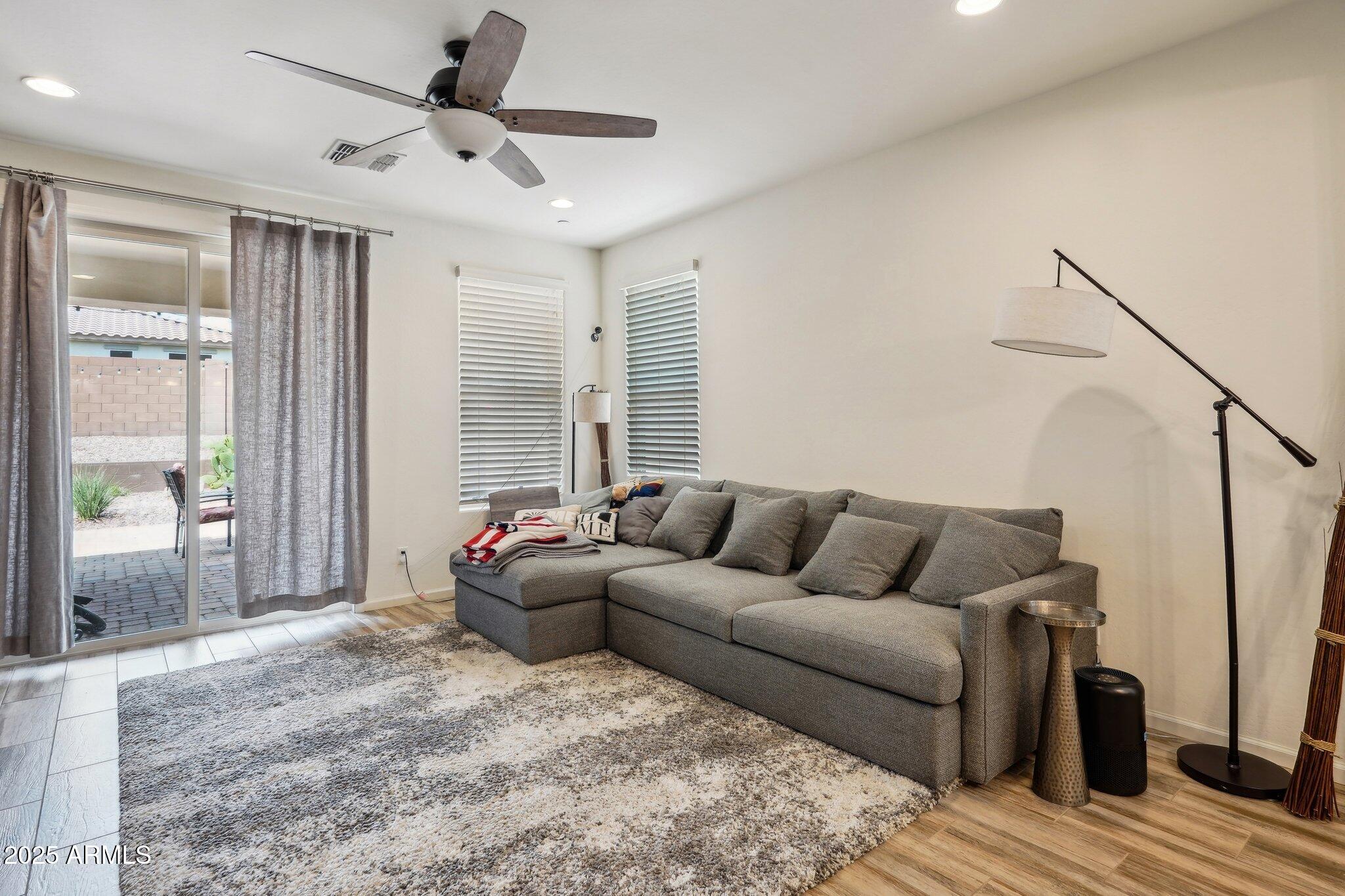 13728 W Linanthus Road Property Photo 14