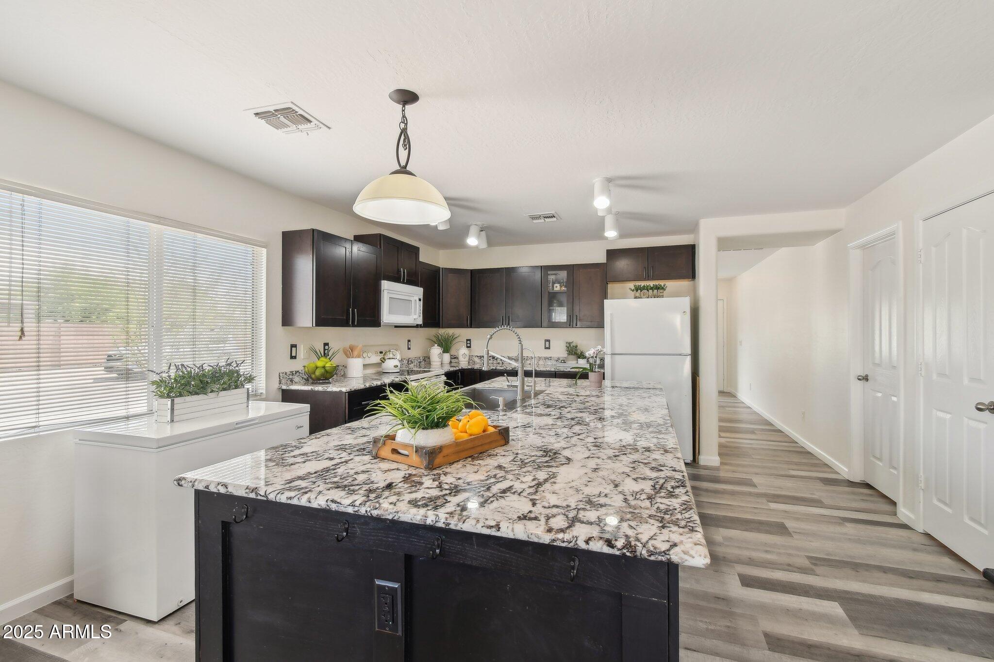 3970 E Pinto Valley Road Property Photo 4