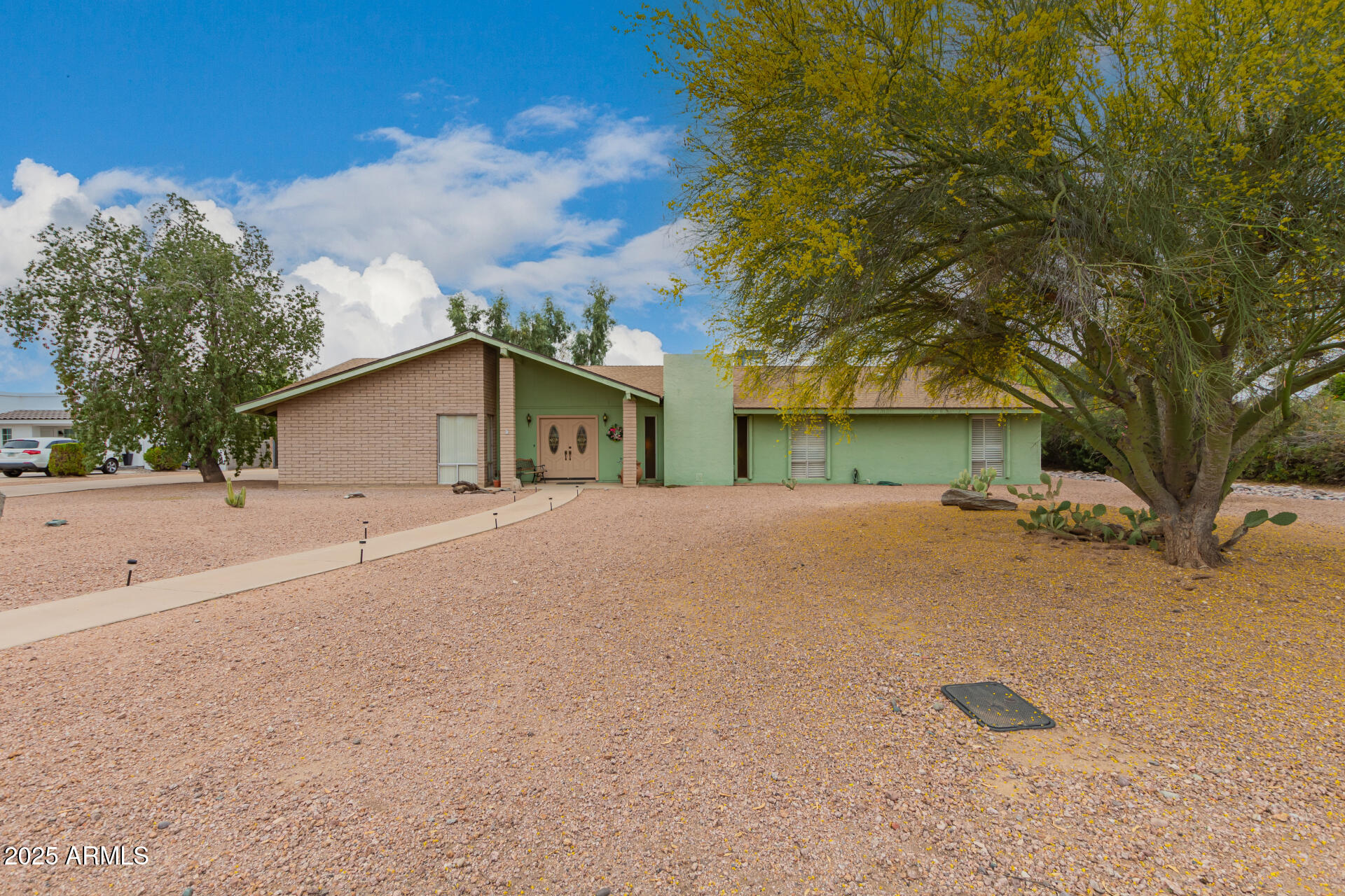 6417 E Mescal Street Property Photo 4