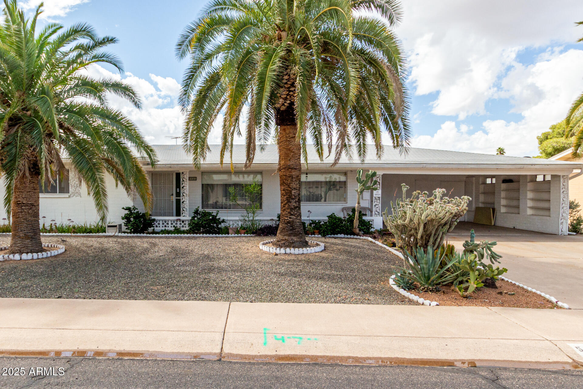 5921 E Boston Street Property Photo 3
