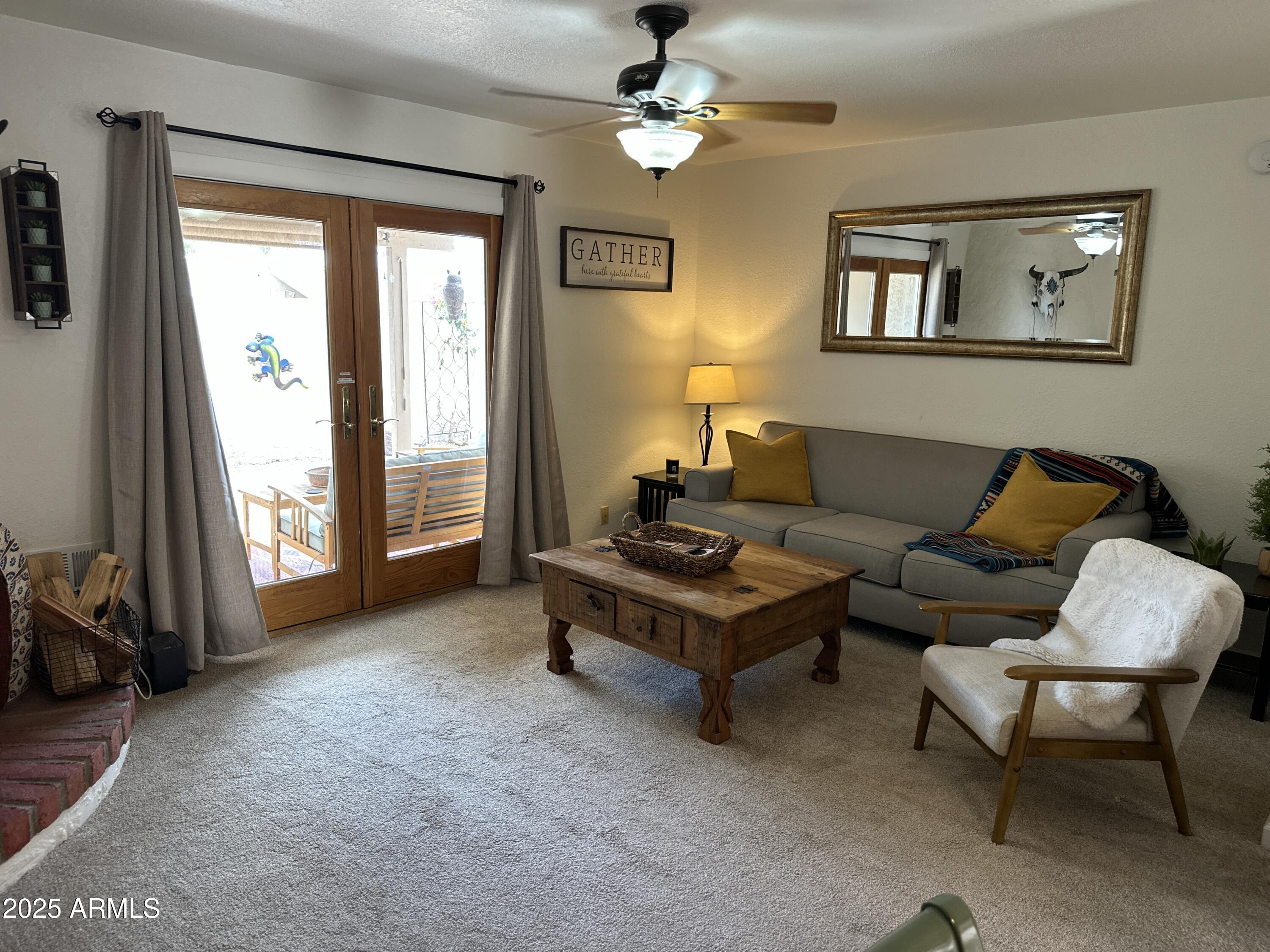 1105 E Beryl Avenue Property Photo 6