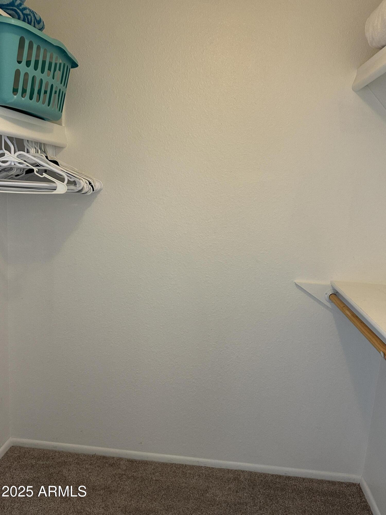 1105 E Beryl Avenue Property Photo 15