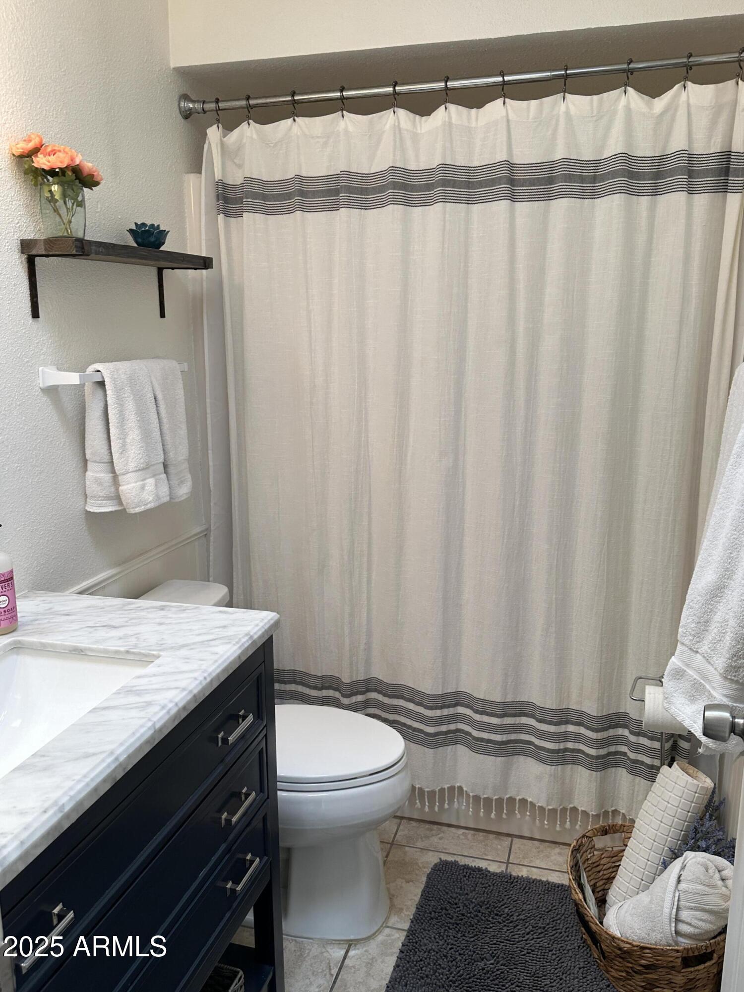1105 E Beryl Avenue Property Photo 16