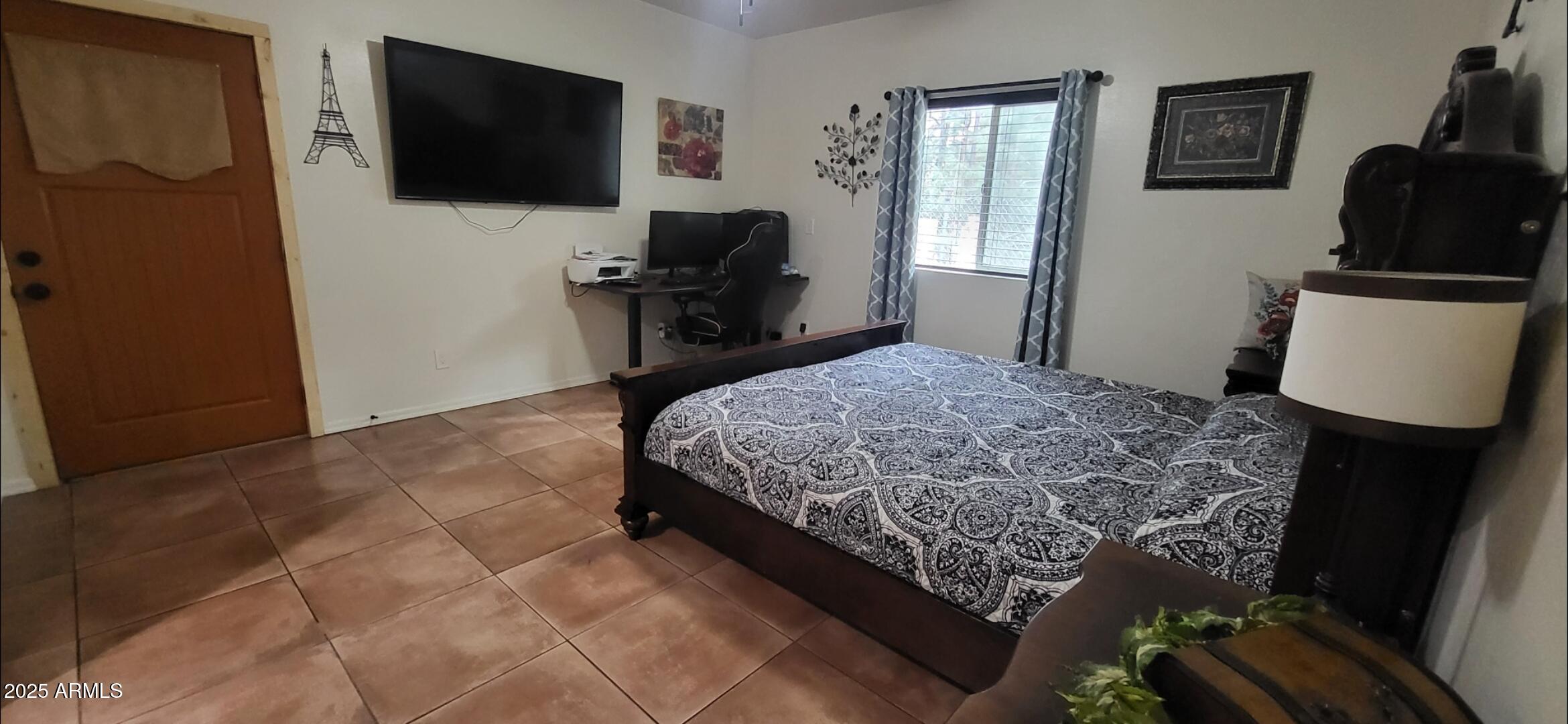 3515 E Sheldon Road Property Photo 11