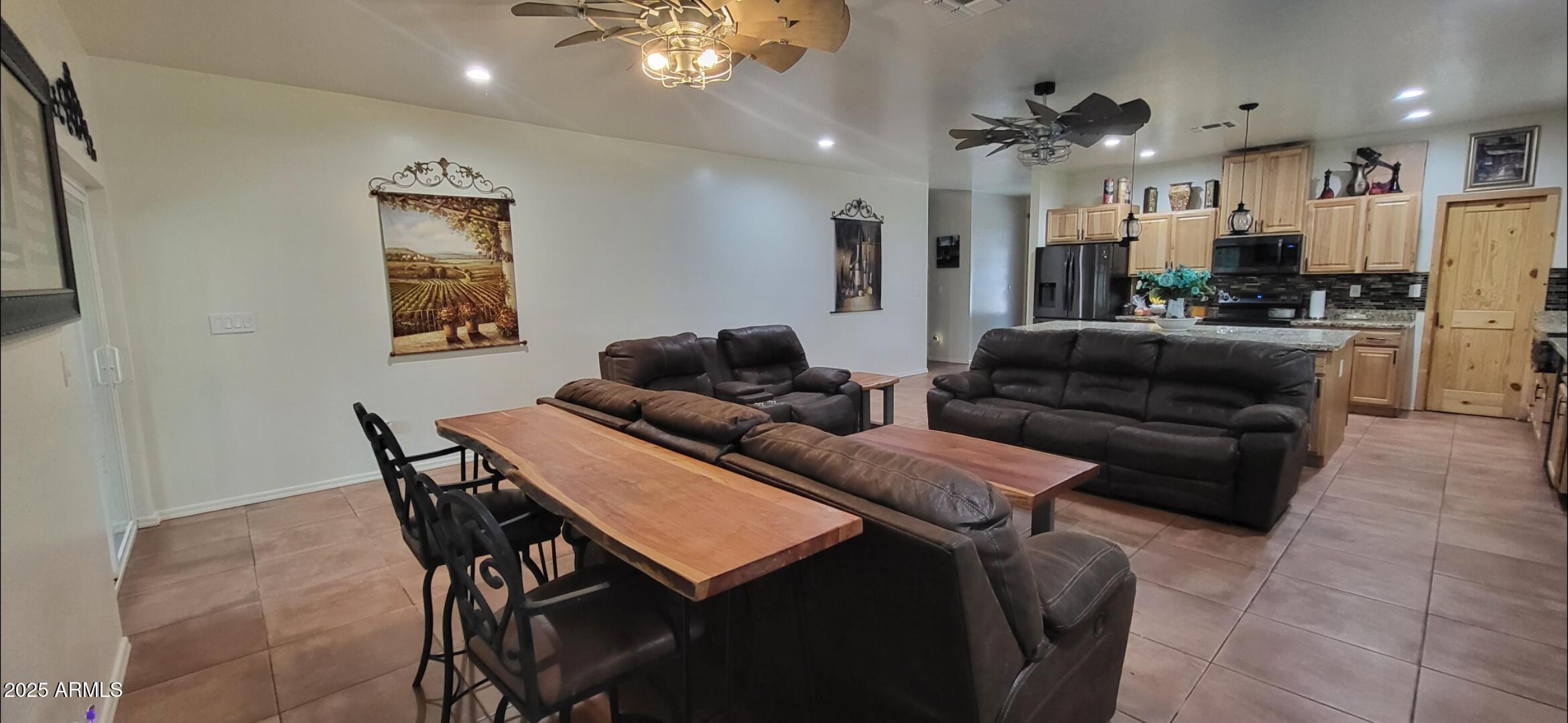 3515 E Sheldon Road Property Photo 16