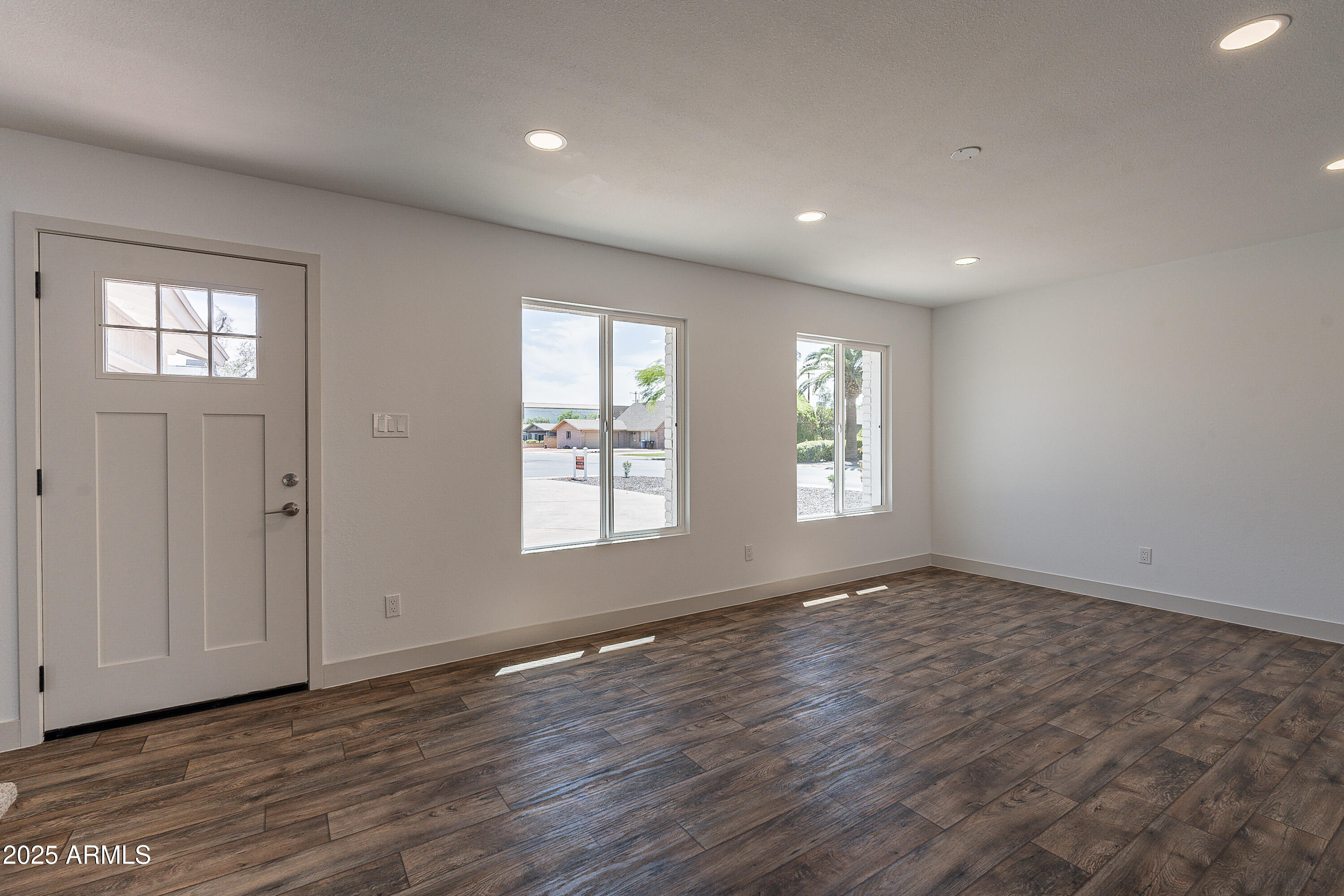 102 E Santa Cruz Drive Property Photo 10
