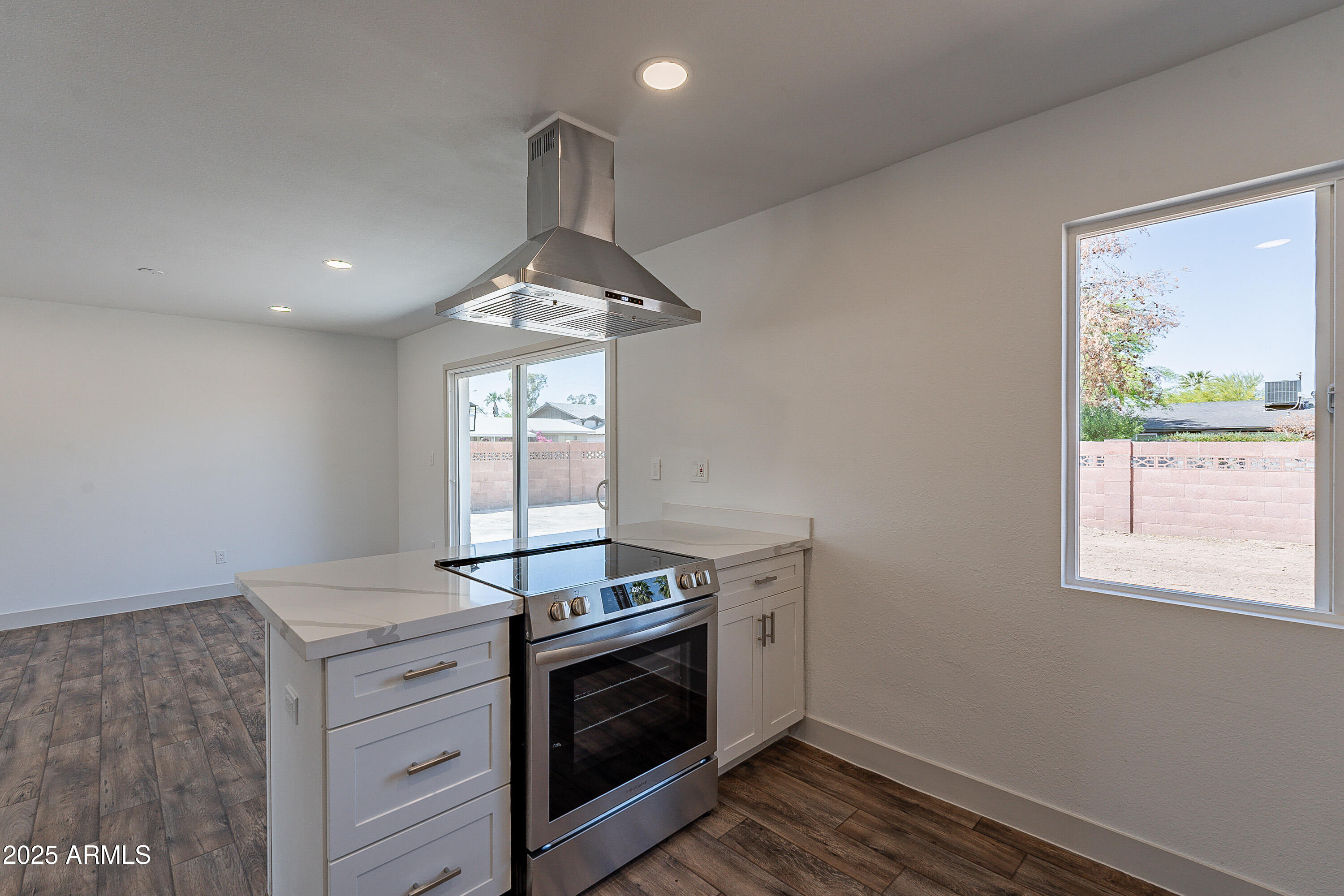 102 E Santa Cruz Drive Property Photo 20