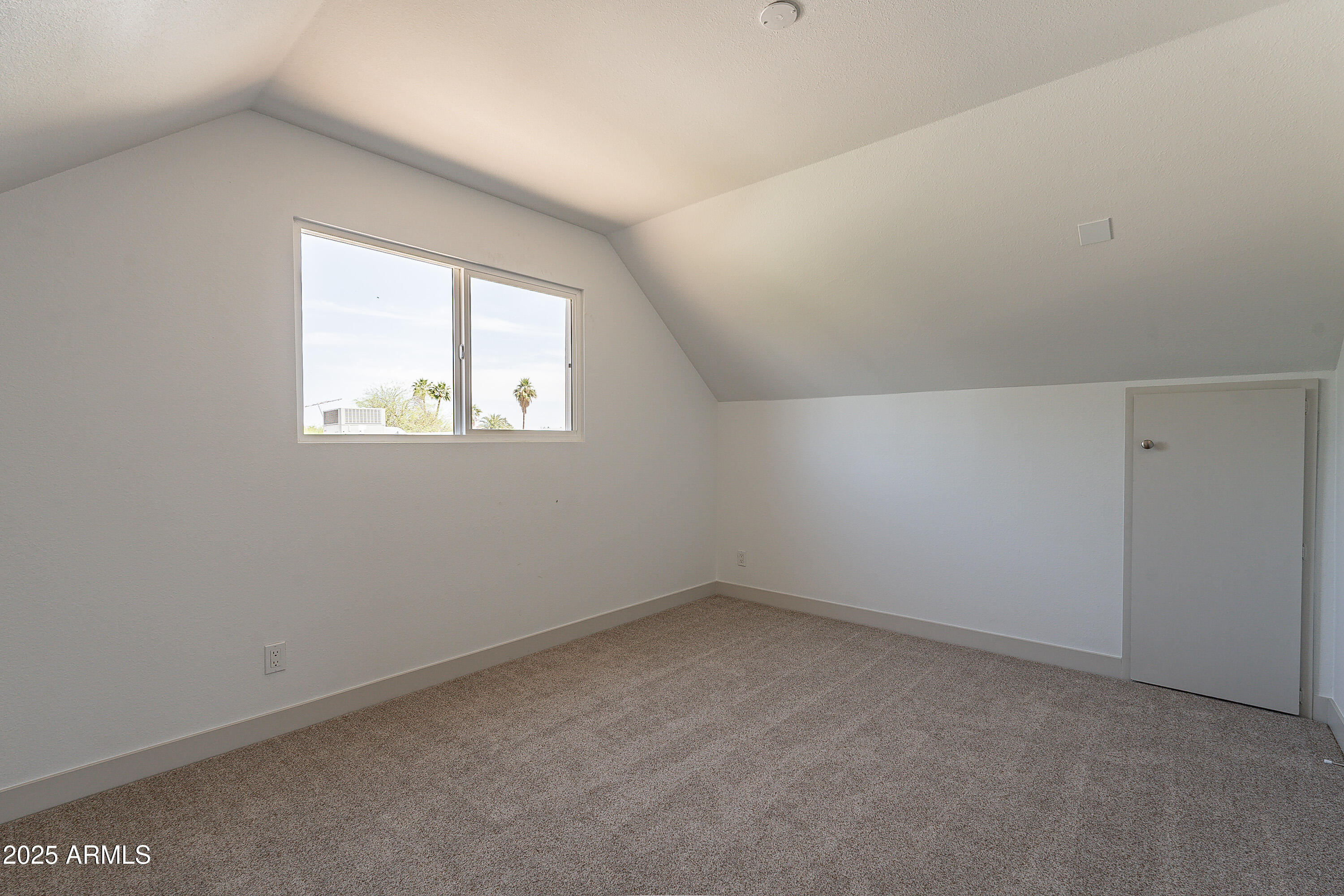 102 E Santa Cruz Drive Property Photo 30