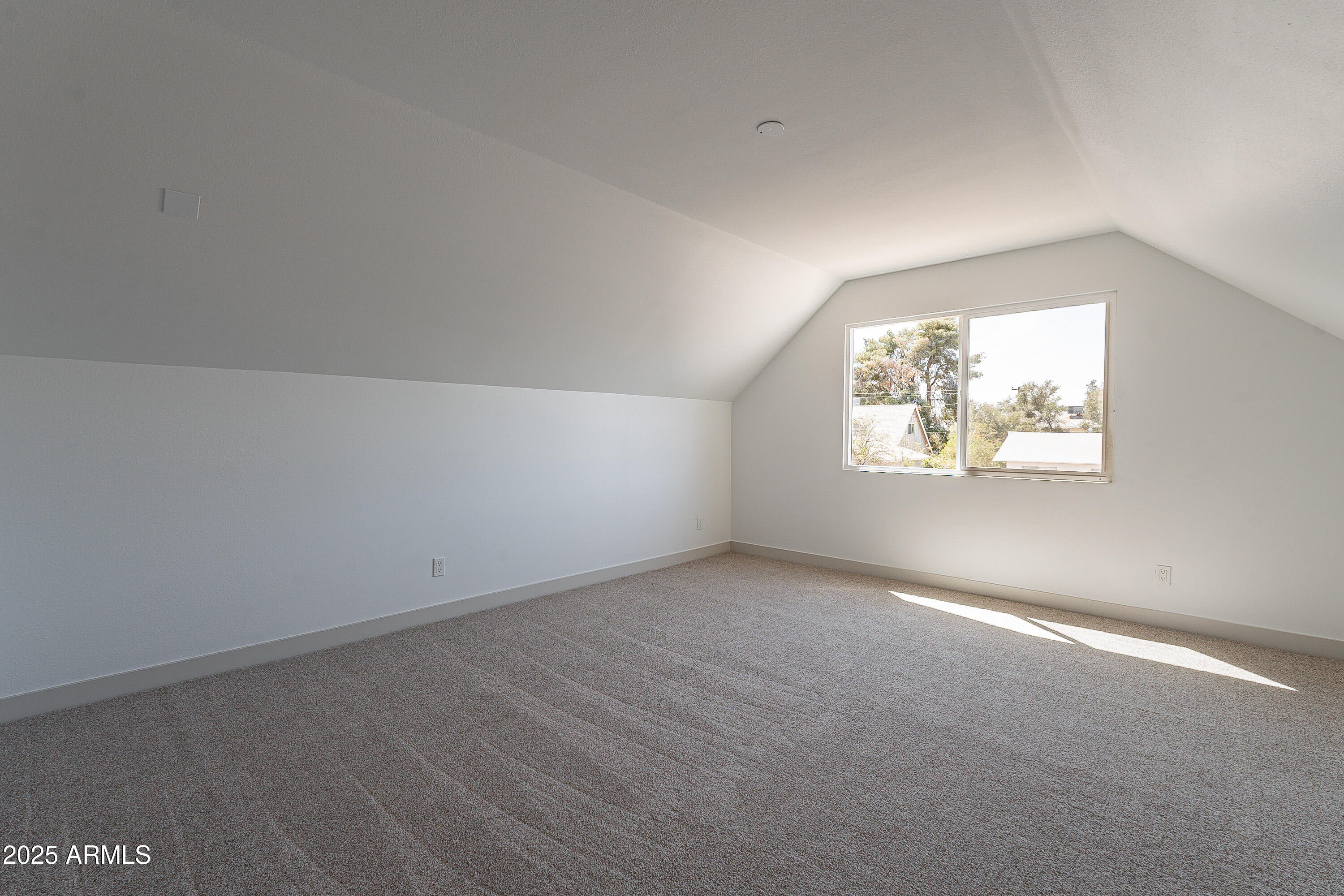 102 E Santa Cruz Drive Property Photo 36